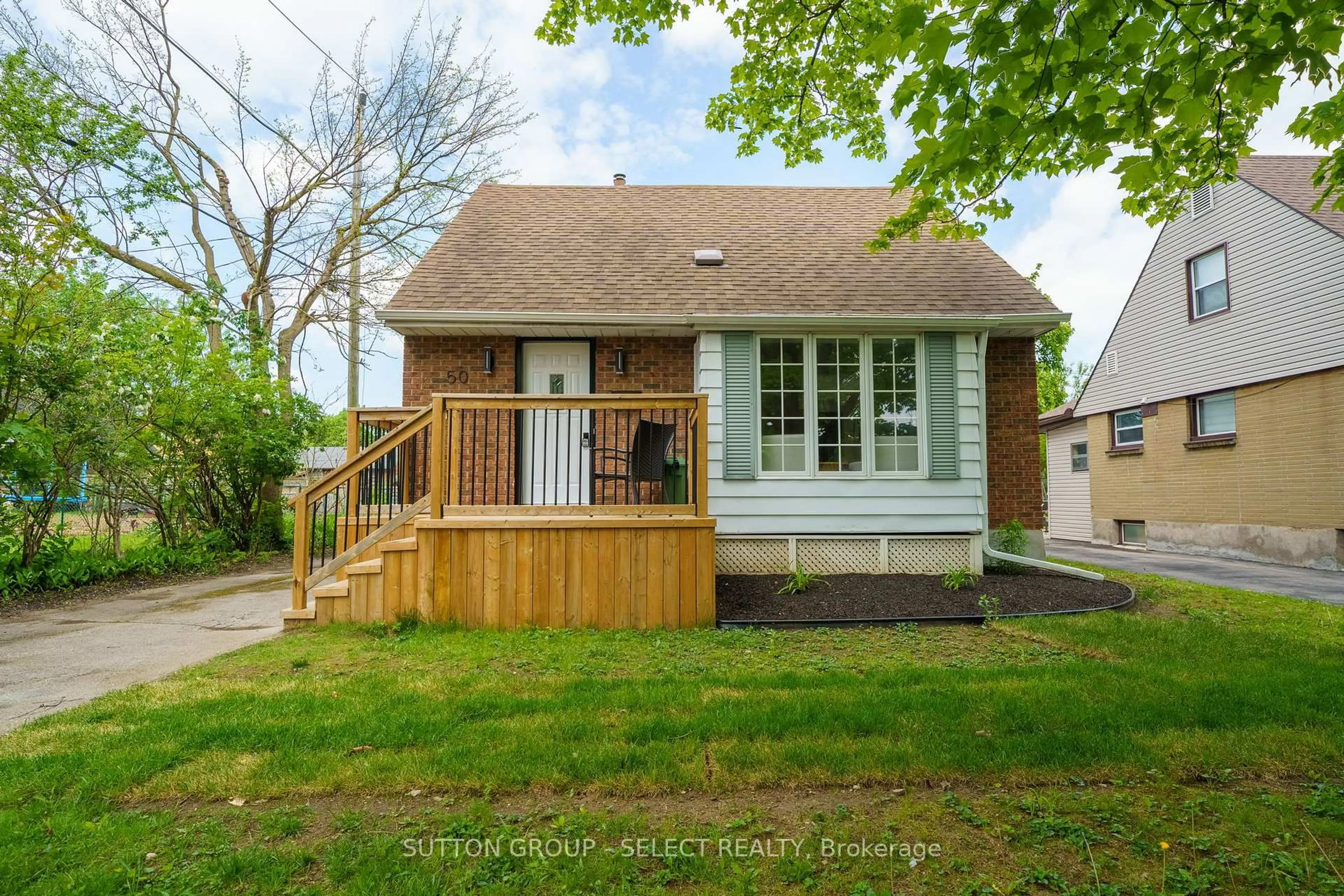 Unknown for 50 Glass Ave, London East Ontario N5W 1Z7