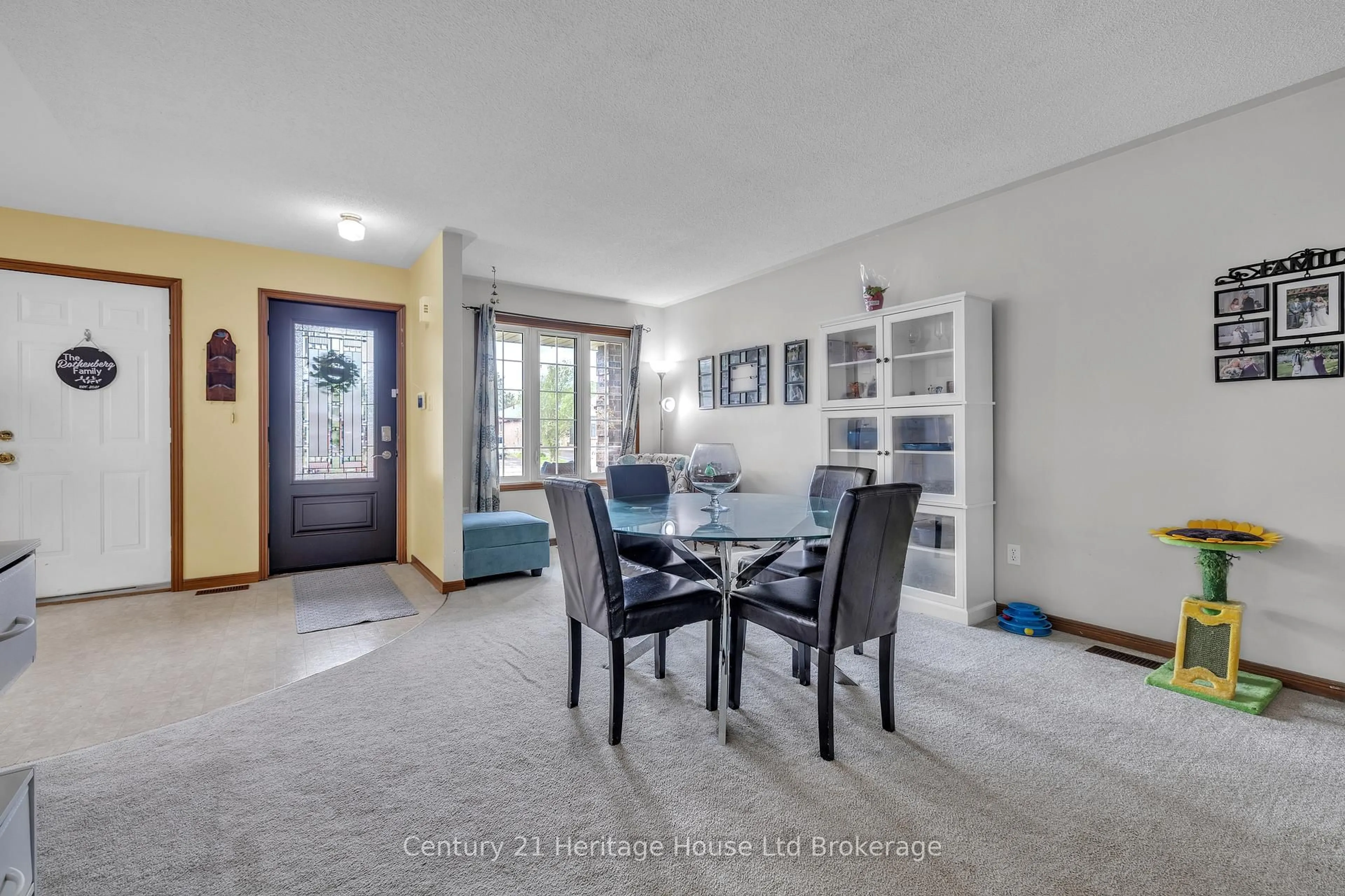 Dining room, unknown for 7 Kara Lane, Tillsonburg Ontario N4G 5M2