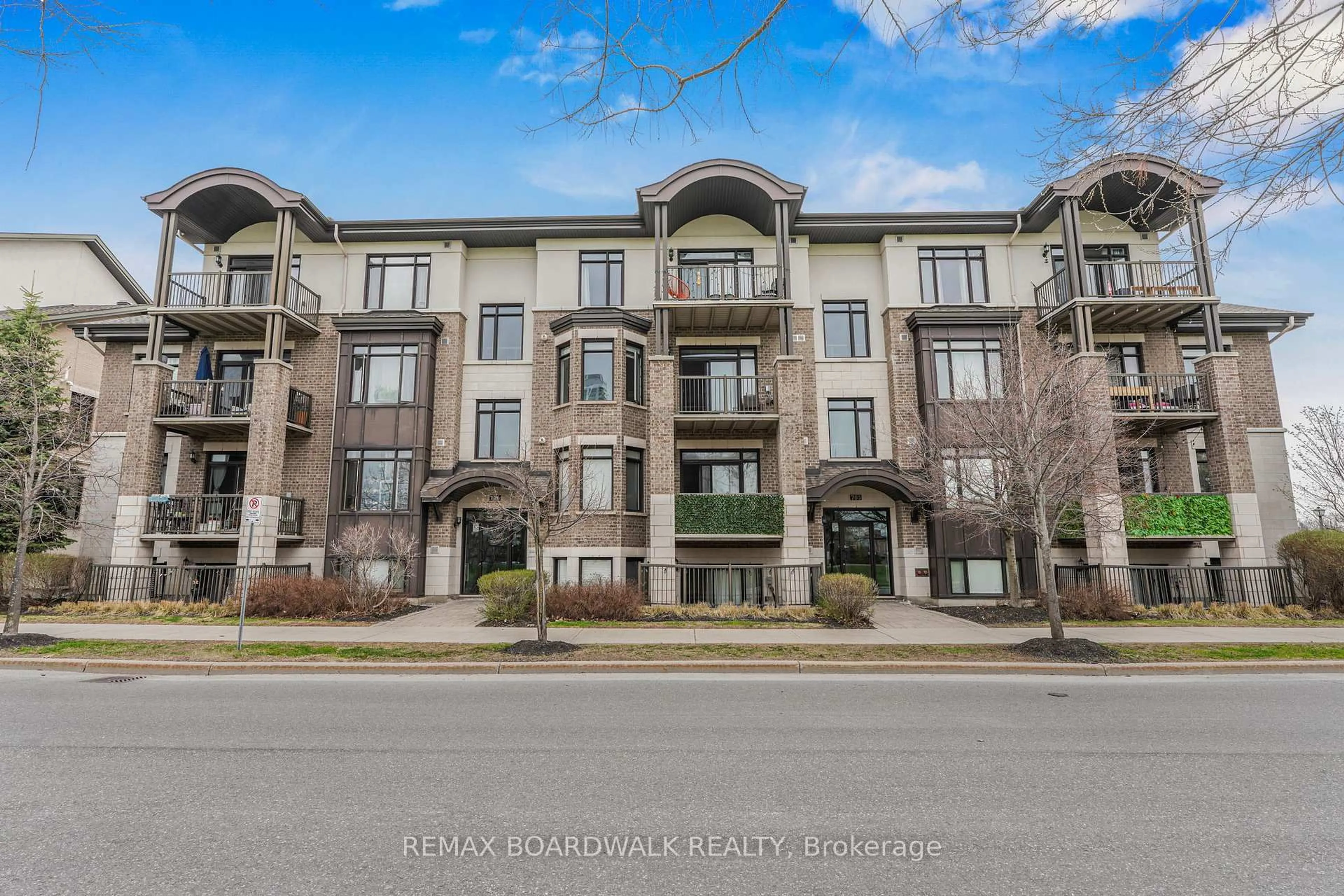 A pic from outside/outdoor area/front of a property/back of a property/a pic from drone, unknown for 705 Beauparc Private #203, Ottawa Ontario K1J 0B6