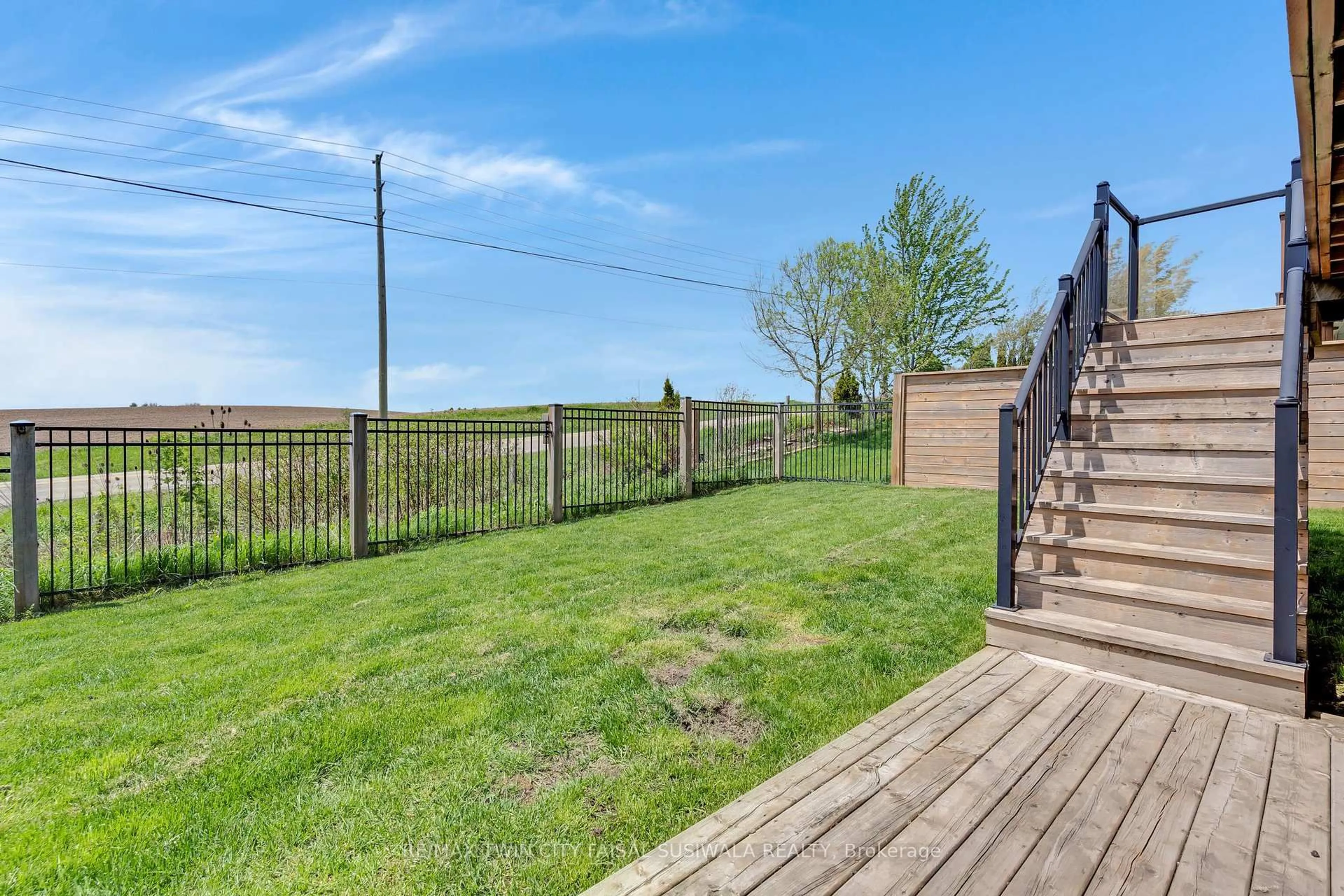 Patio, water/lake/river/ocean view for 795 Autumn Willow Dr, Waterloo Ontario N2V 0C3