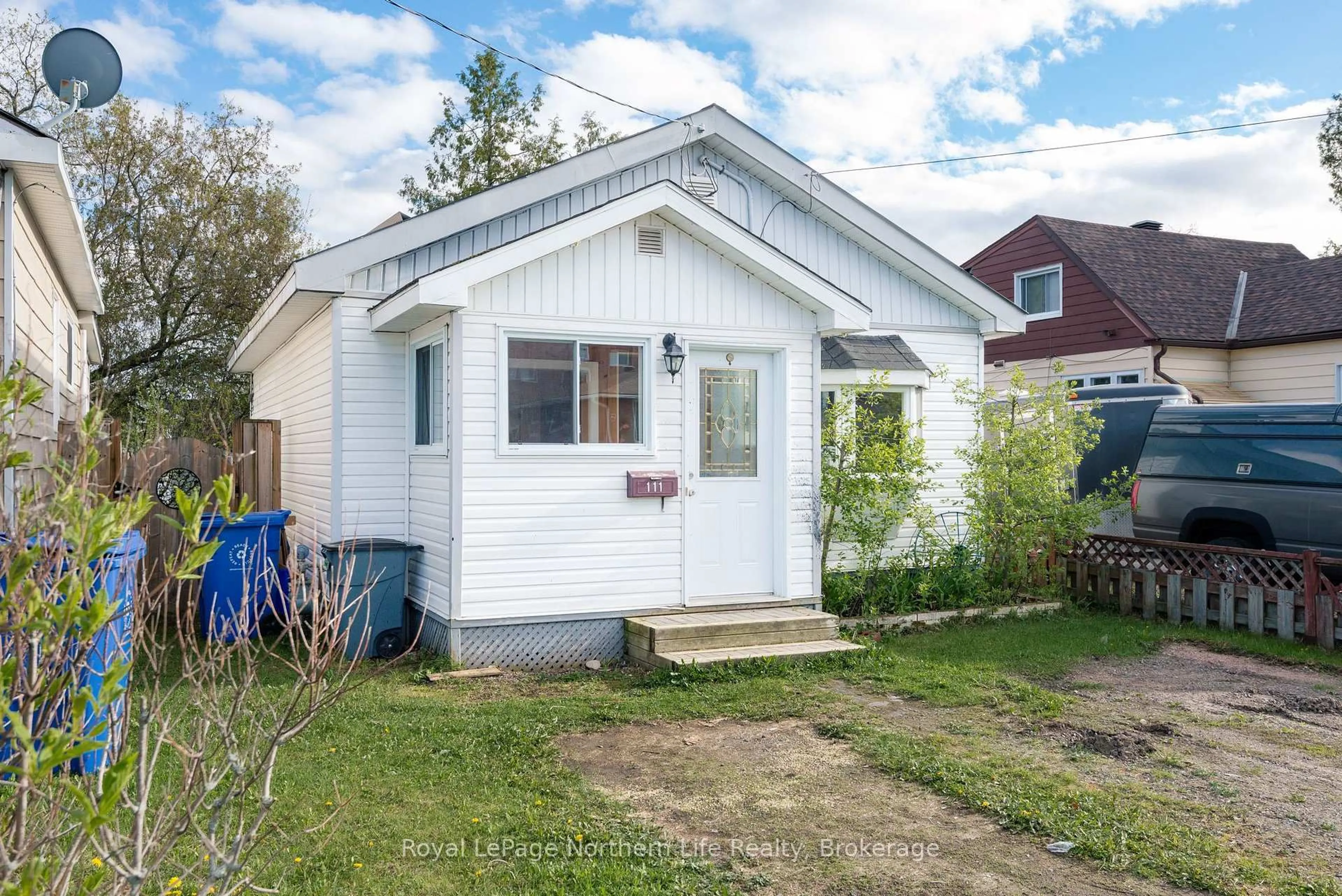 Shed for 111 Norwood Ave, North Bay Ontario P1B 5C9
