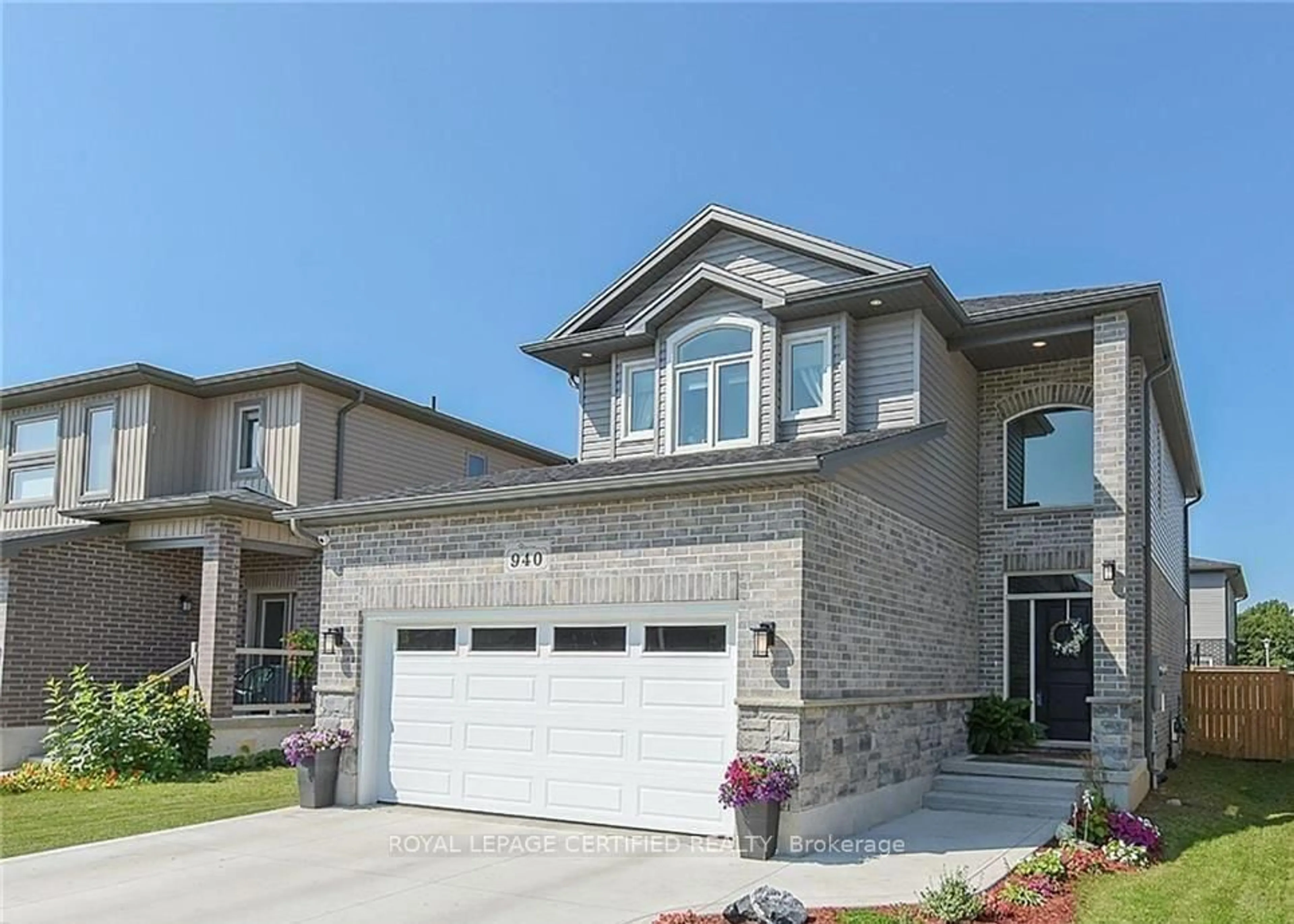 Home with brick exterior material, street for 940 Reeves Ave, London North Ontario N6G 0E2