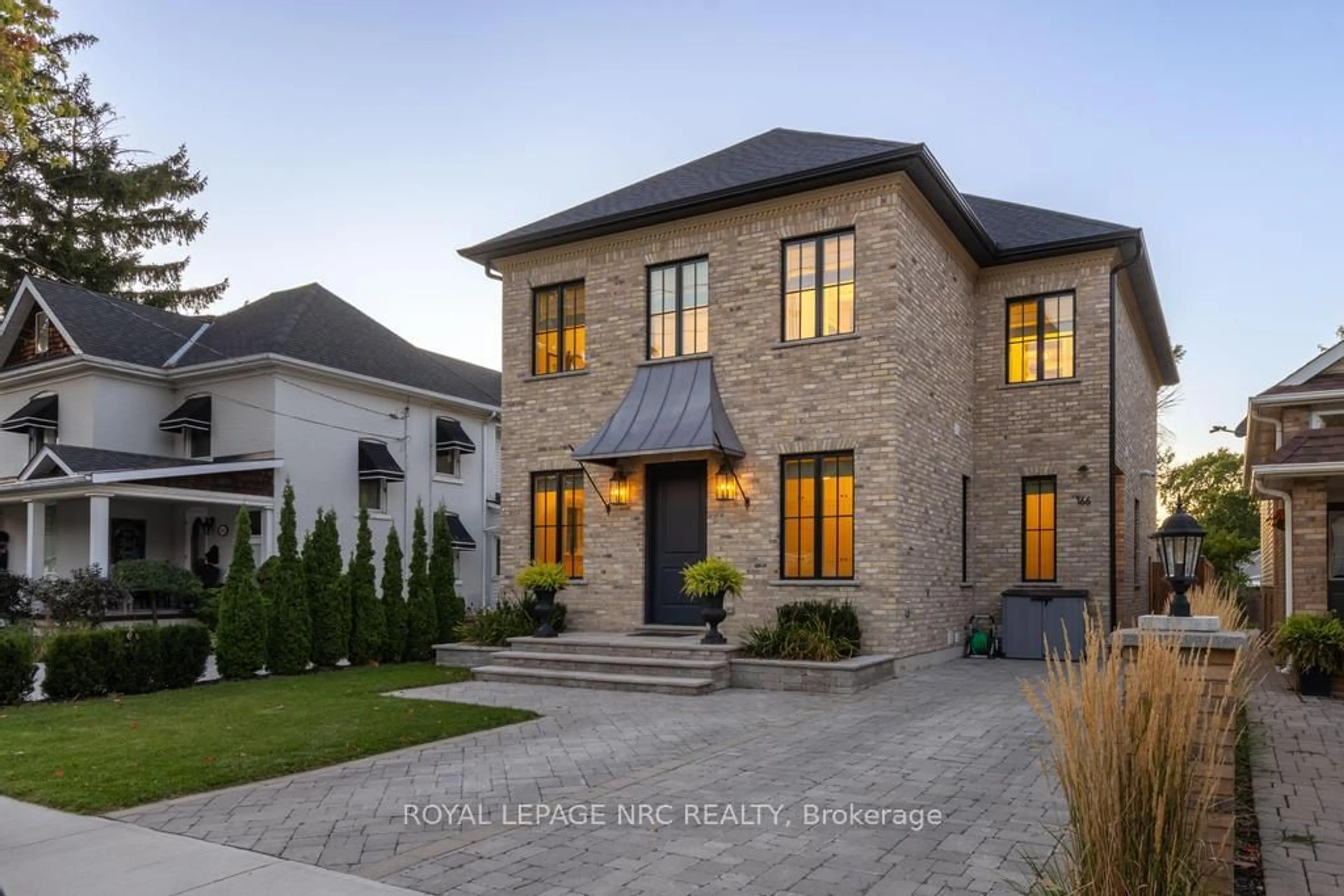 Home with brick exterior material, street for 166 Dalhousie Ave, St. Catharines Ontario L2N 4X7