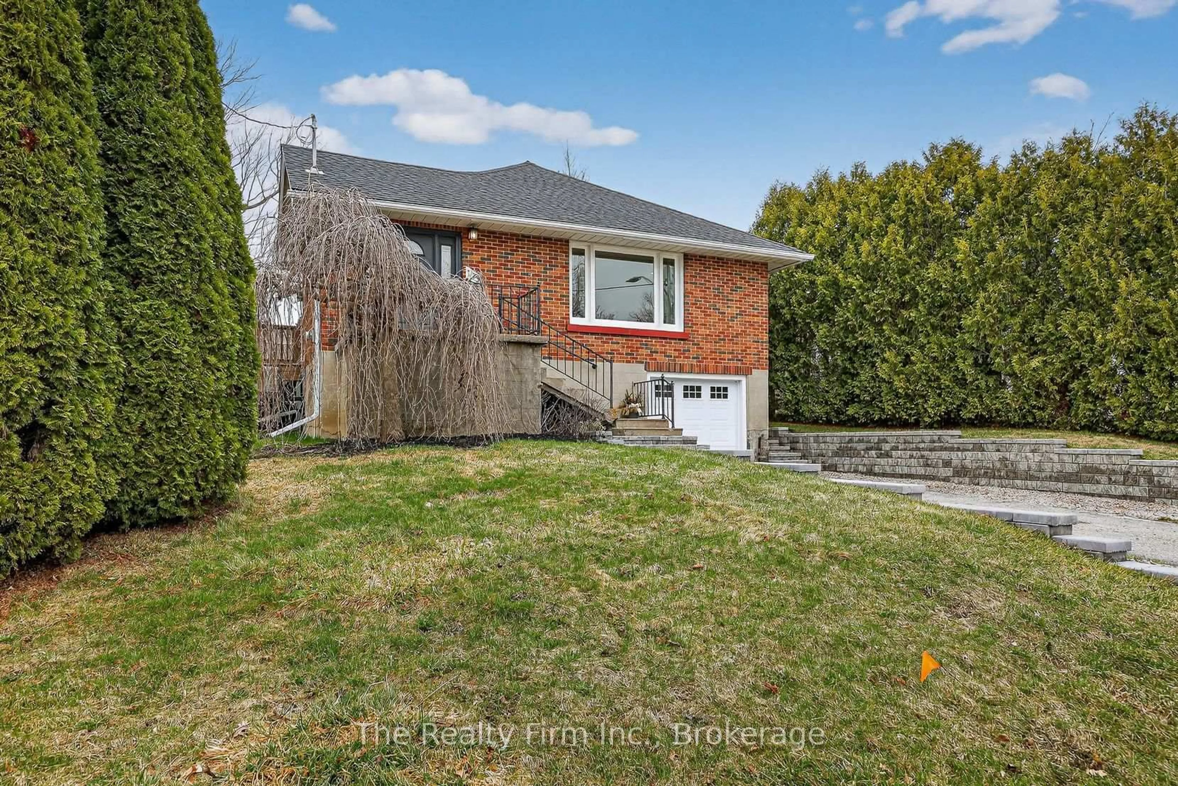 Home with brick exterior material, street for 105 King St, Ingersoll Ontario N5C 1G8