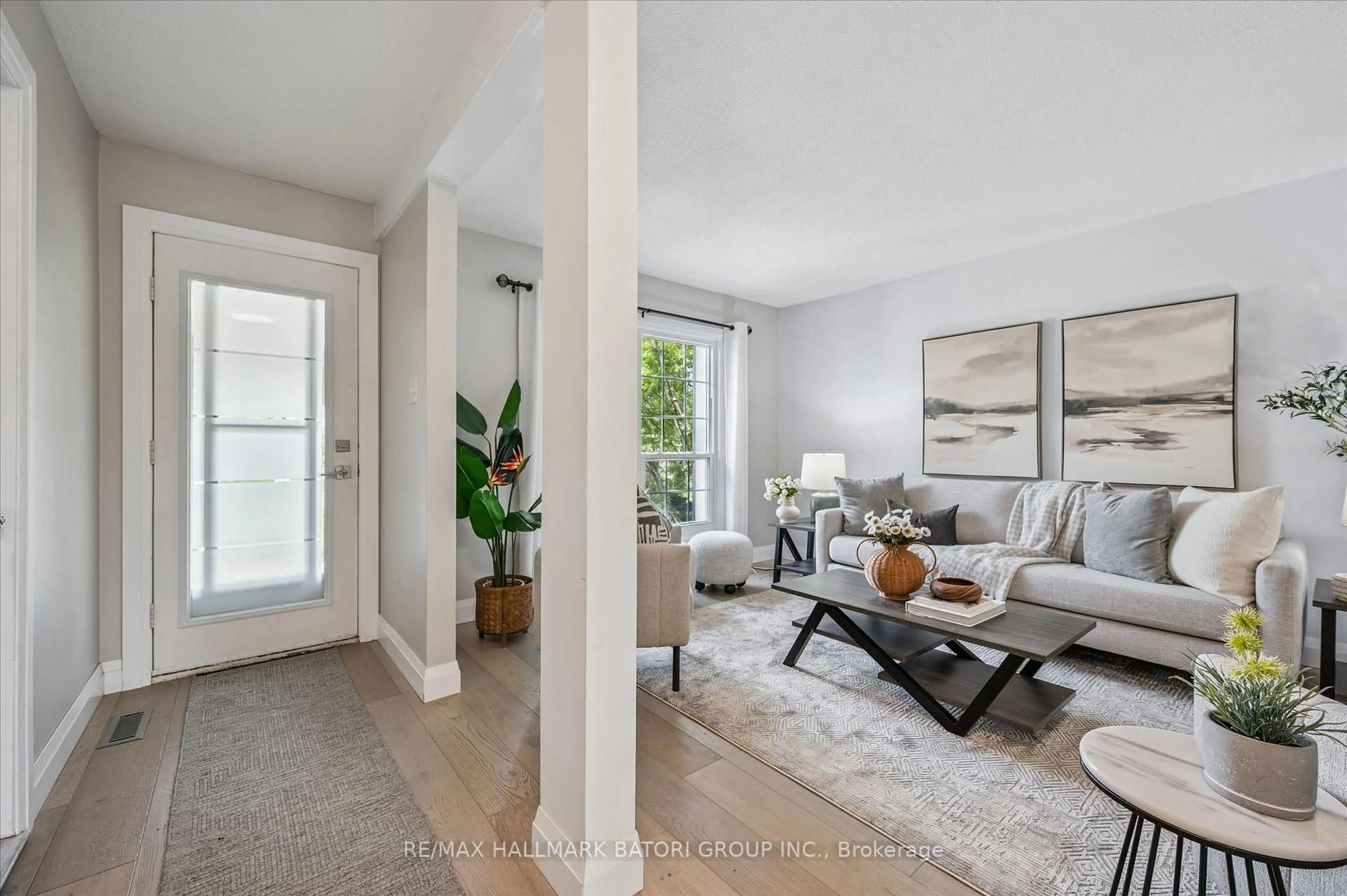 Living room with furniture, unknown for 38 Deerwood Cres, Kitchener Ontario N2N 1R3