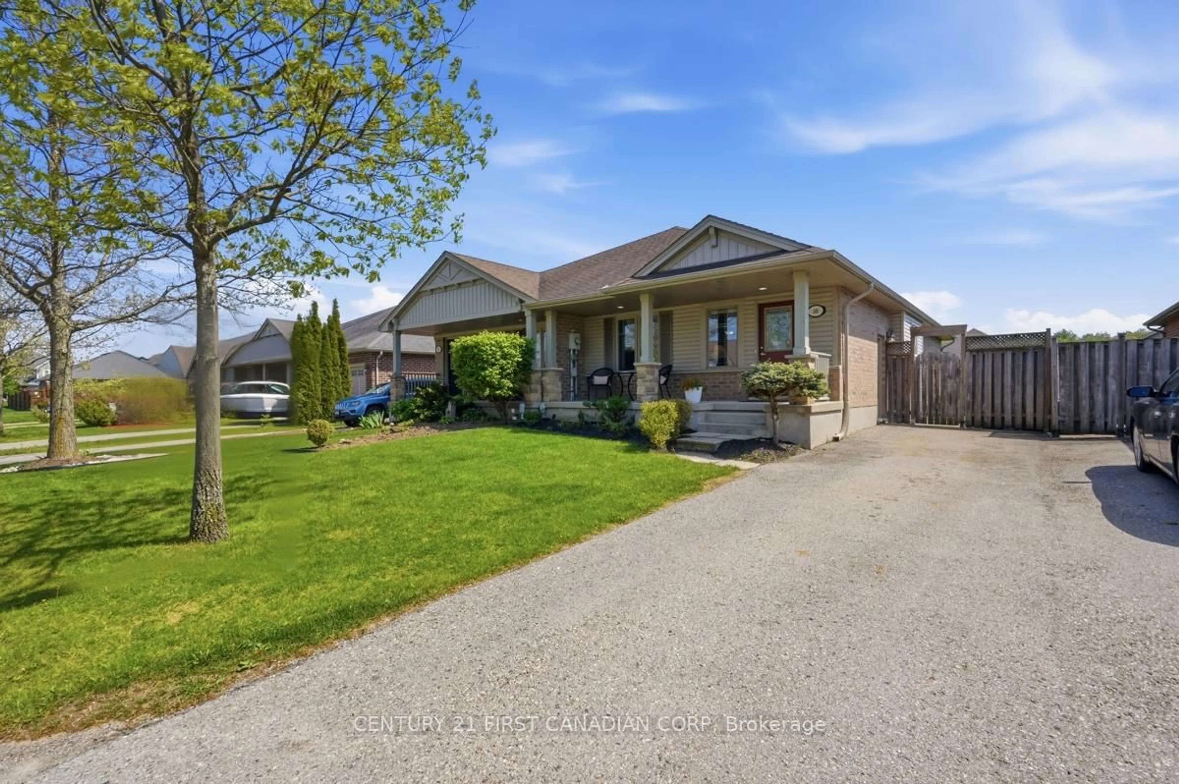 Unknown for 30 Pear Tree Ave, St. Thomas Ontario N5R 0B5