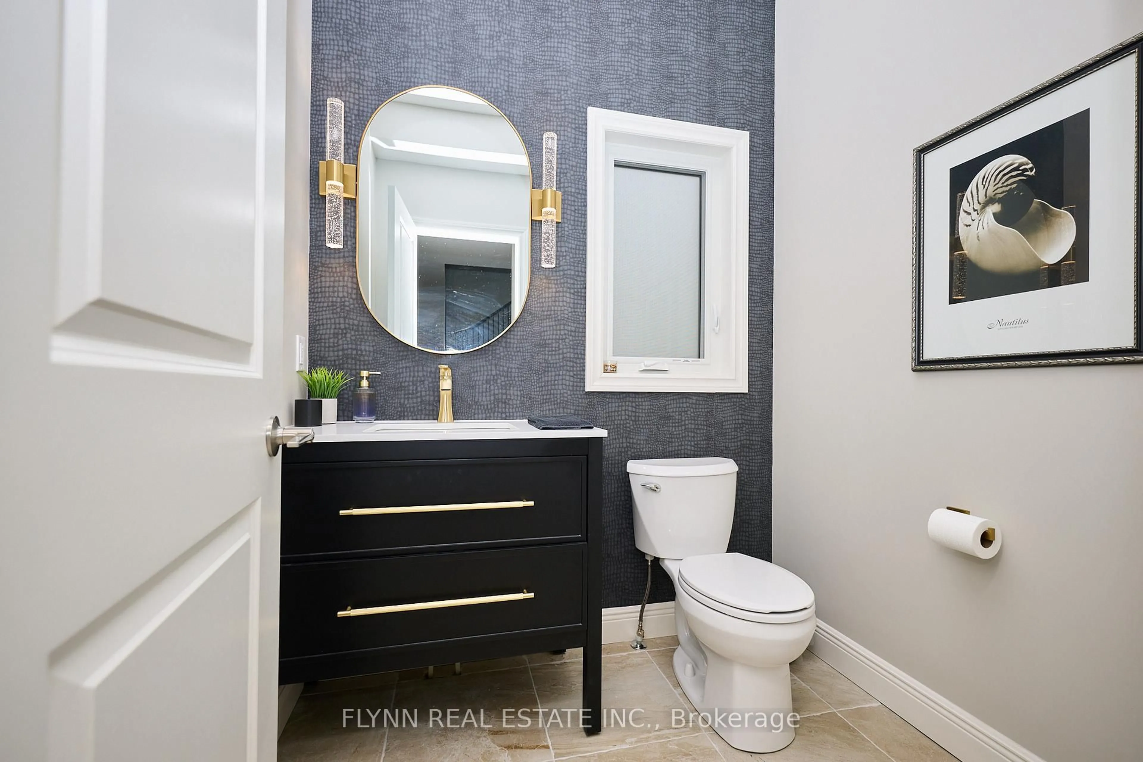 Contemporary bathroom, ceramic/tile floor for 8880 Angie Dr, Niagara Falls Ontario L2H 3W8