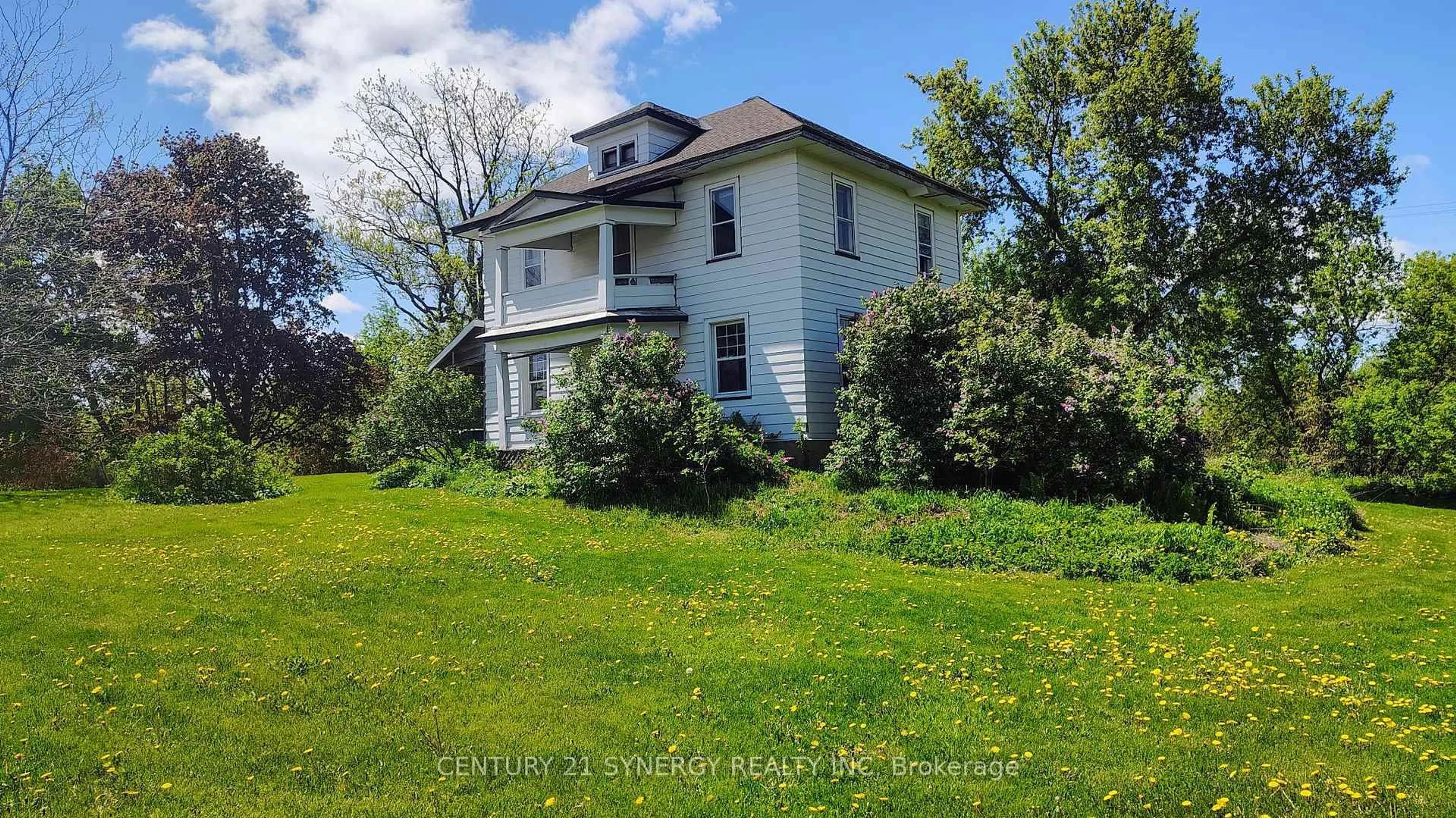 A pic from outside/outdoor area/front of a property/back of a property/a pic from drone, building for 2772 8th Line Rd, Metcalfe Ontario K0A 2P0