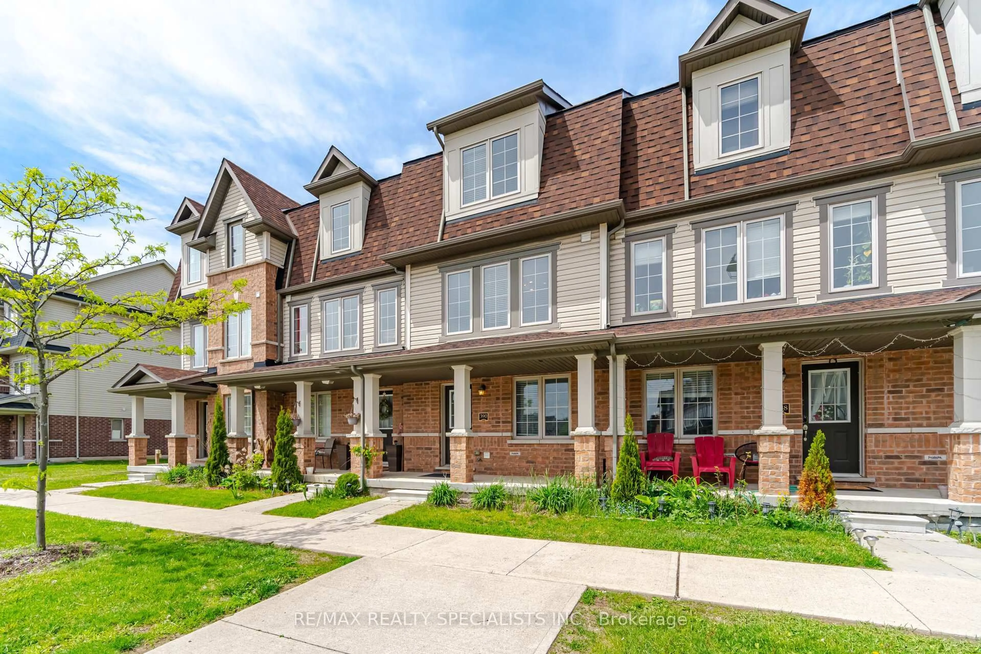 Home with brick exterior material, street for 390 Linden Dr, Cambridge Ontario N3H 0C6