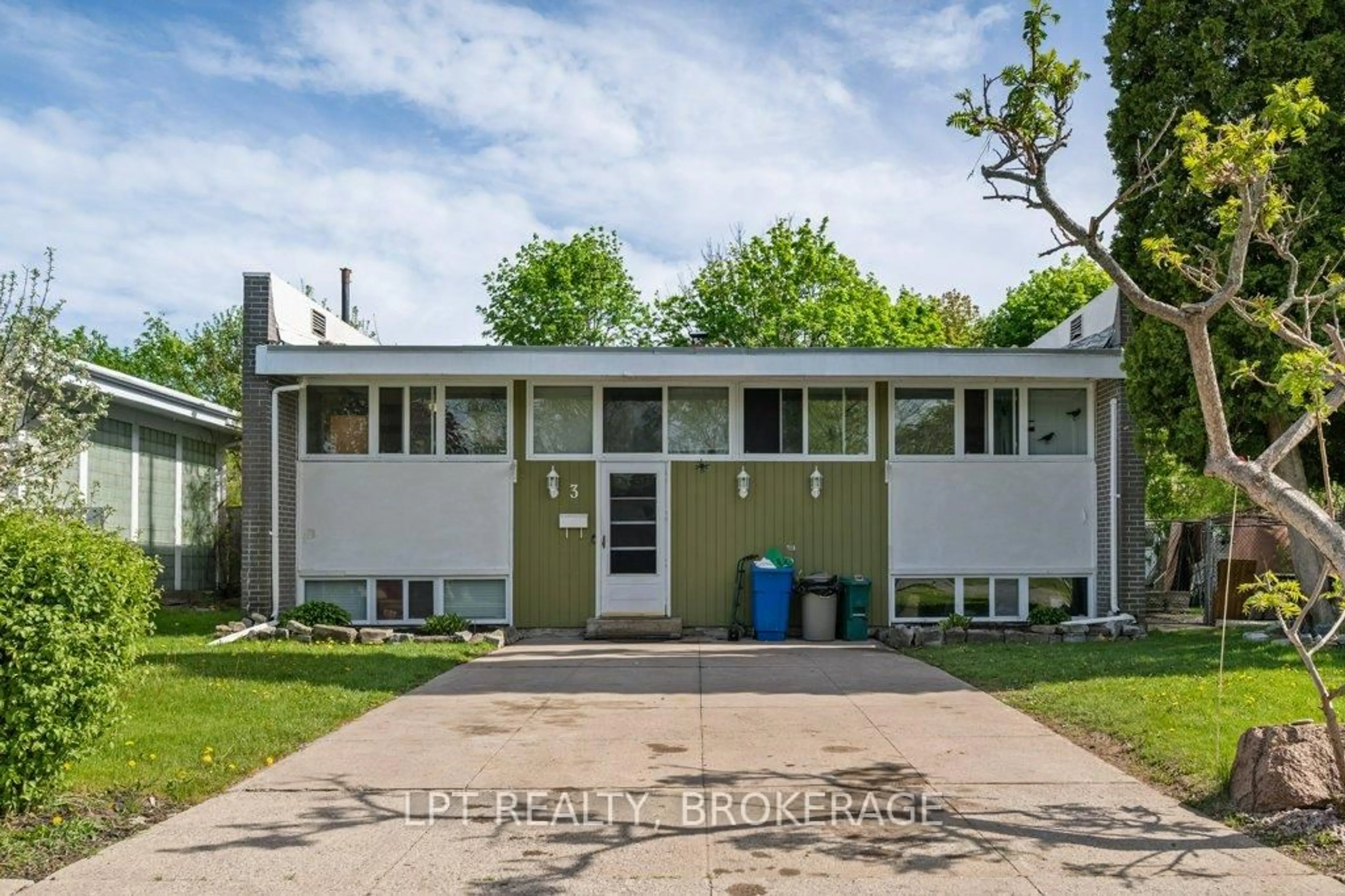 Home with vinyl exterior material, street for 3 Holland Cres, Kingston Ontario K7M 2V7