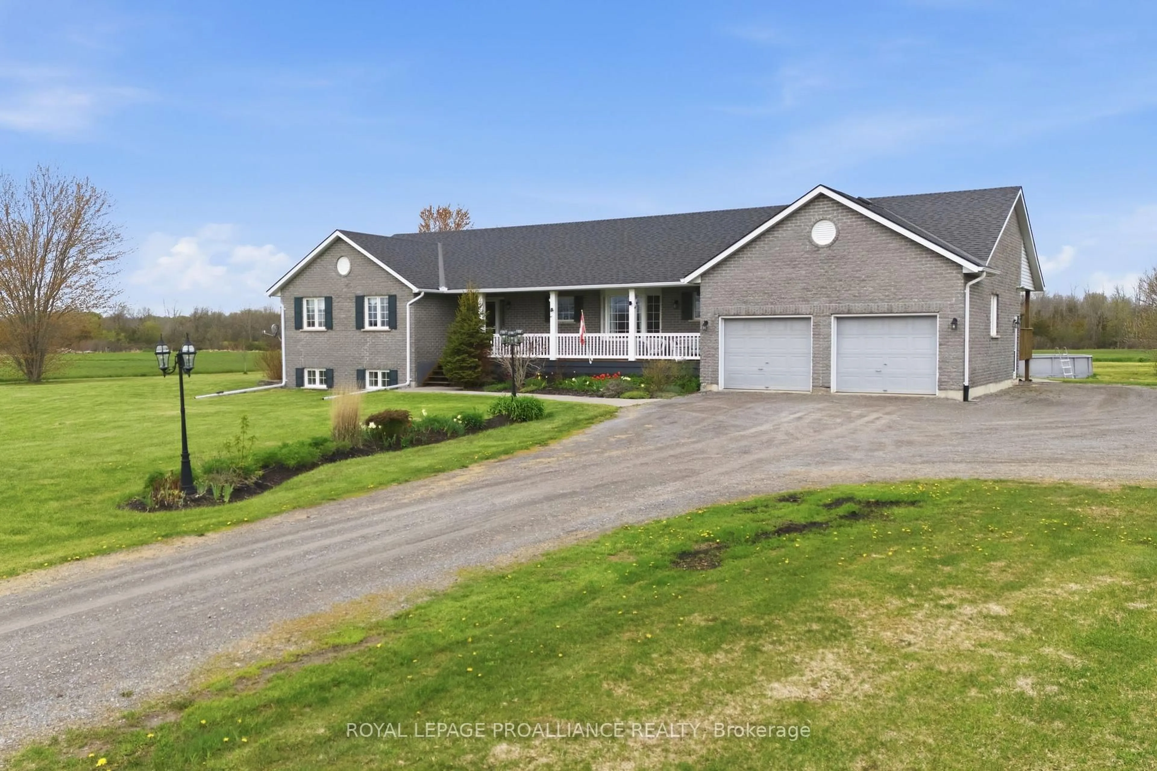 A pic from outside/outdoor area/front of a property/back of a property/a pic from drone, unknown for 1489 Airport Pkwy, Tyendinaga Ontario K8N 4Z6