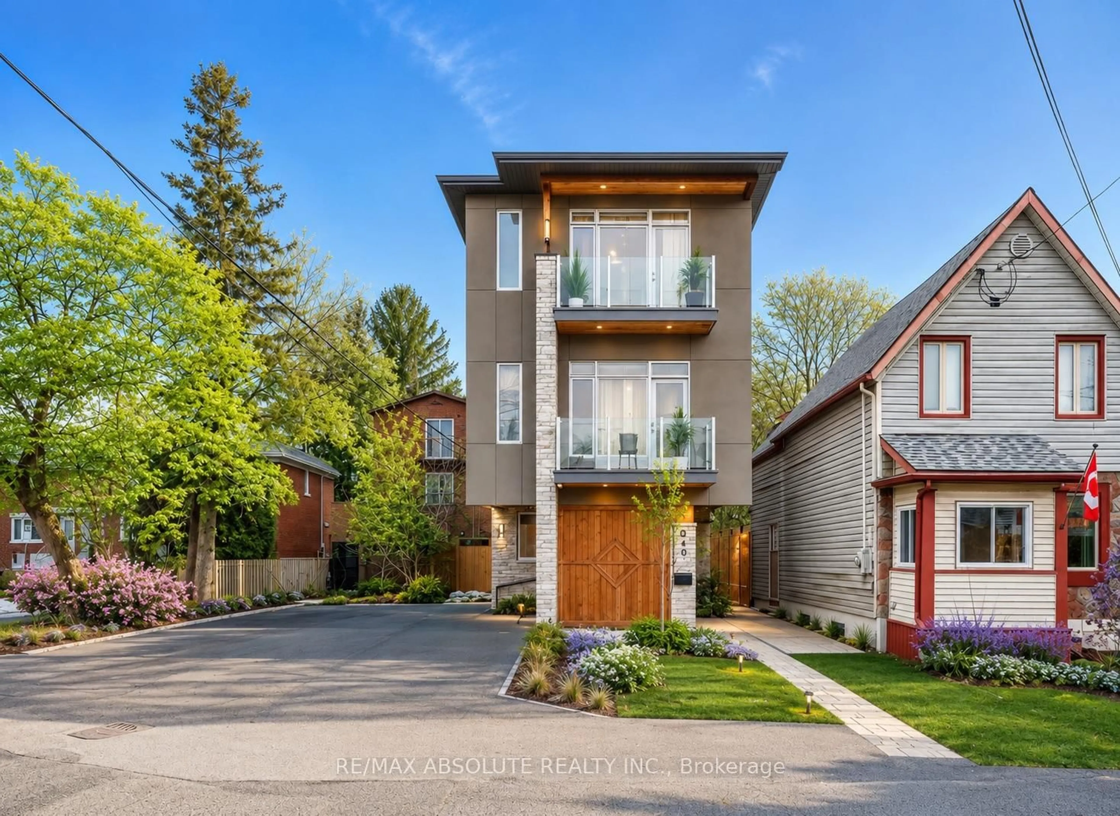 Home with brick exterior material, street for 246 Westhaven Cres, Ottawa Ontario K1Z 7G3