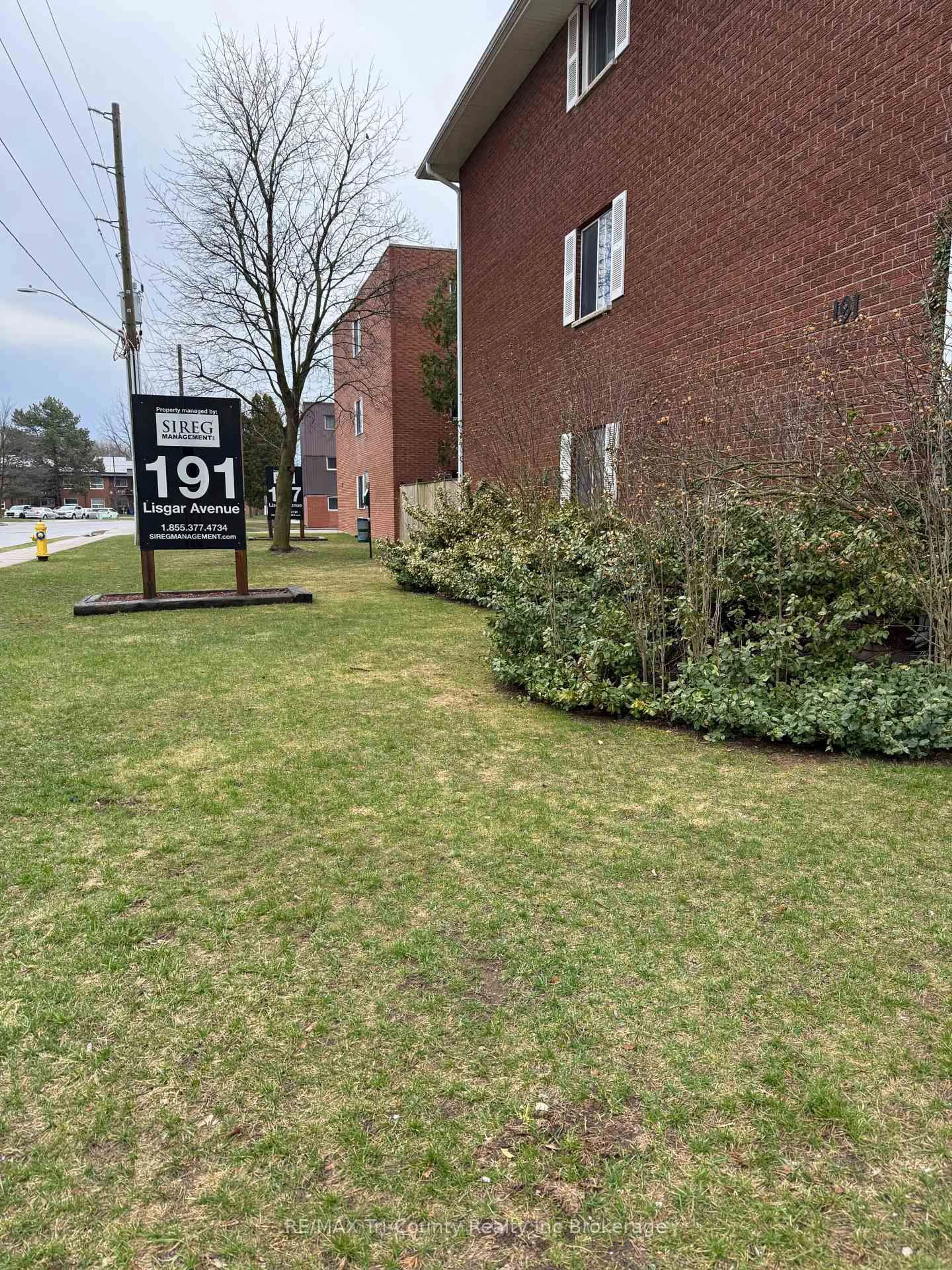 Unknown for 191 Lisgar Ave #301, Tillsonburg Ontario N4G 3L5