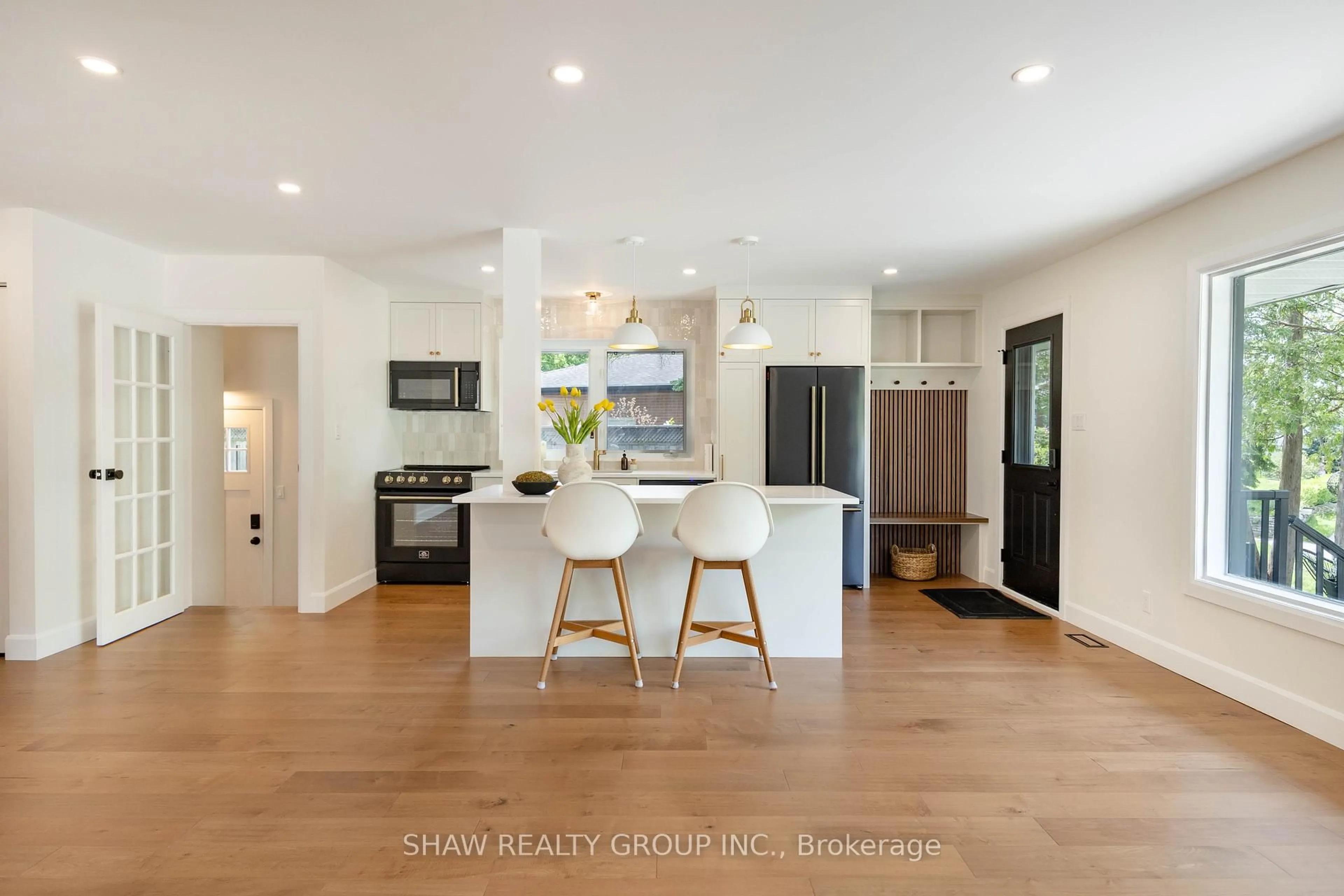 Open concept kitchen, unknown for 22 Charlotte Cres, Kitchener Ontario N2B 2K3