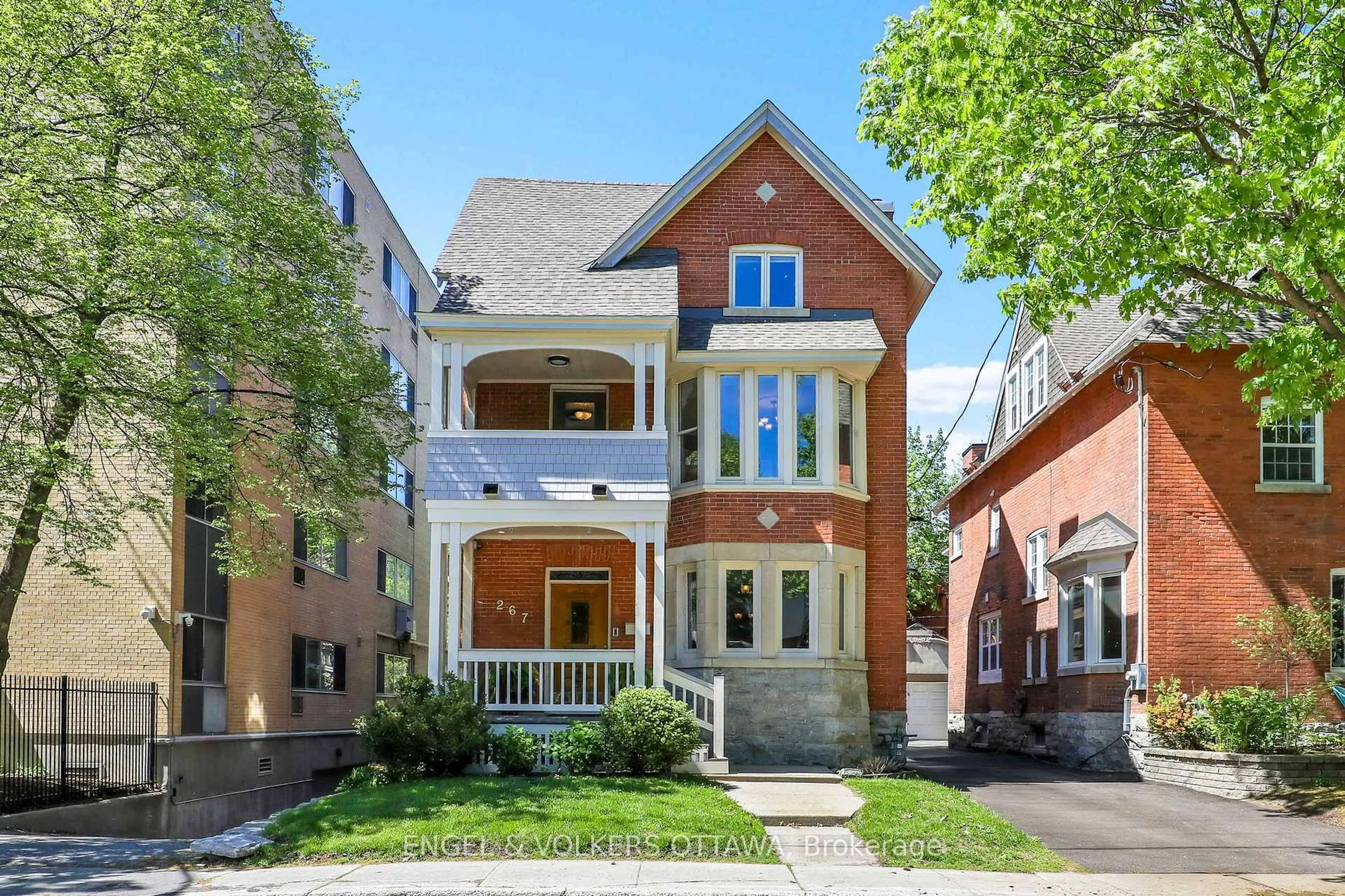 Home with brick exterior material, street for 267 Stewart St, Ottawa Ontario K1N 6K3