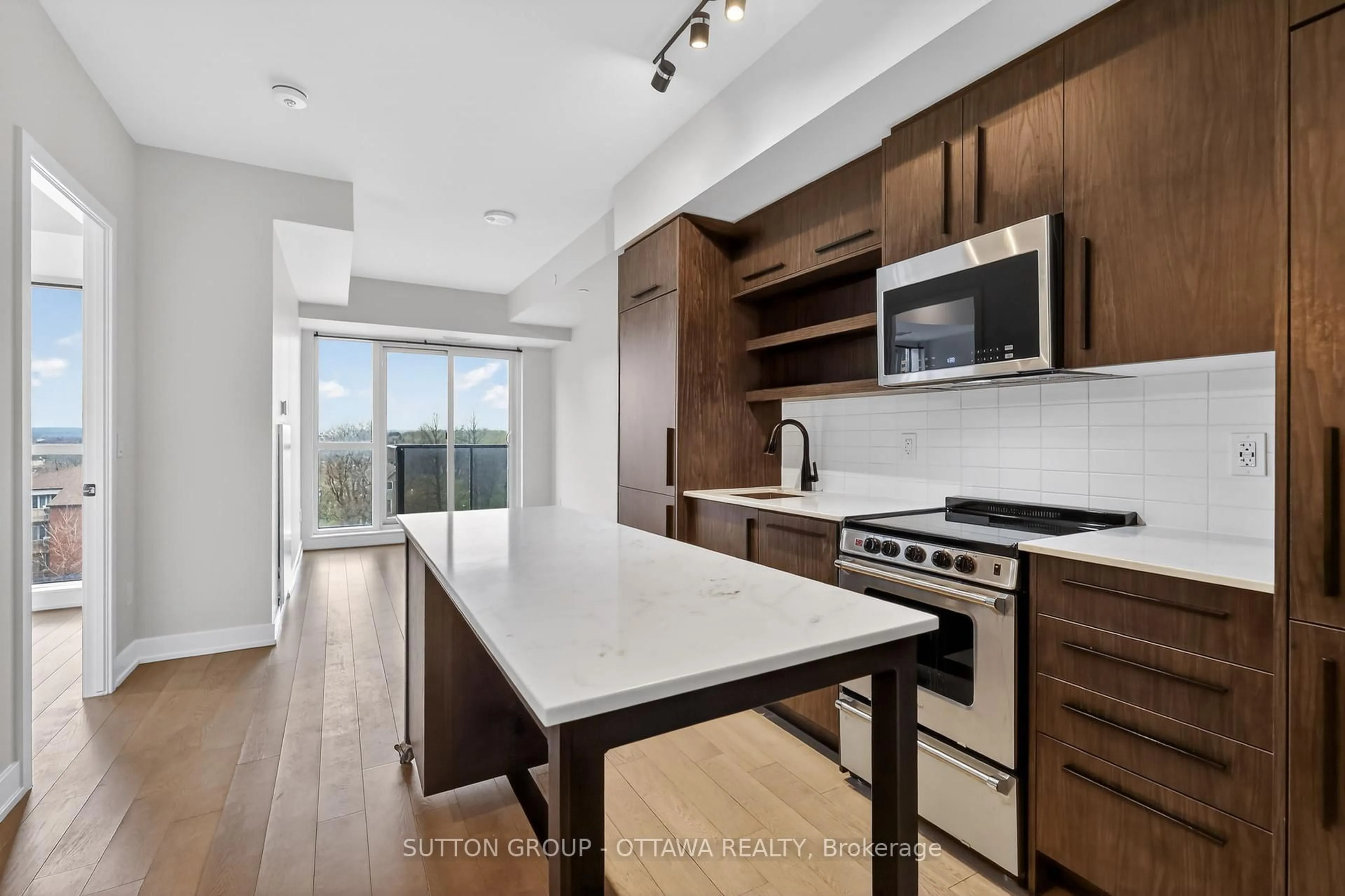 Open concept kitchen, unknown for 560 RIDEAU St #509, Ottawa Ontario K1N 0G3