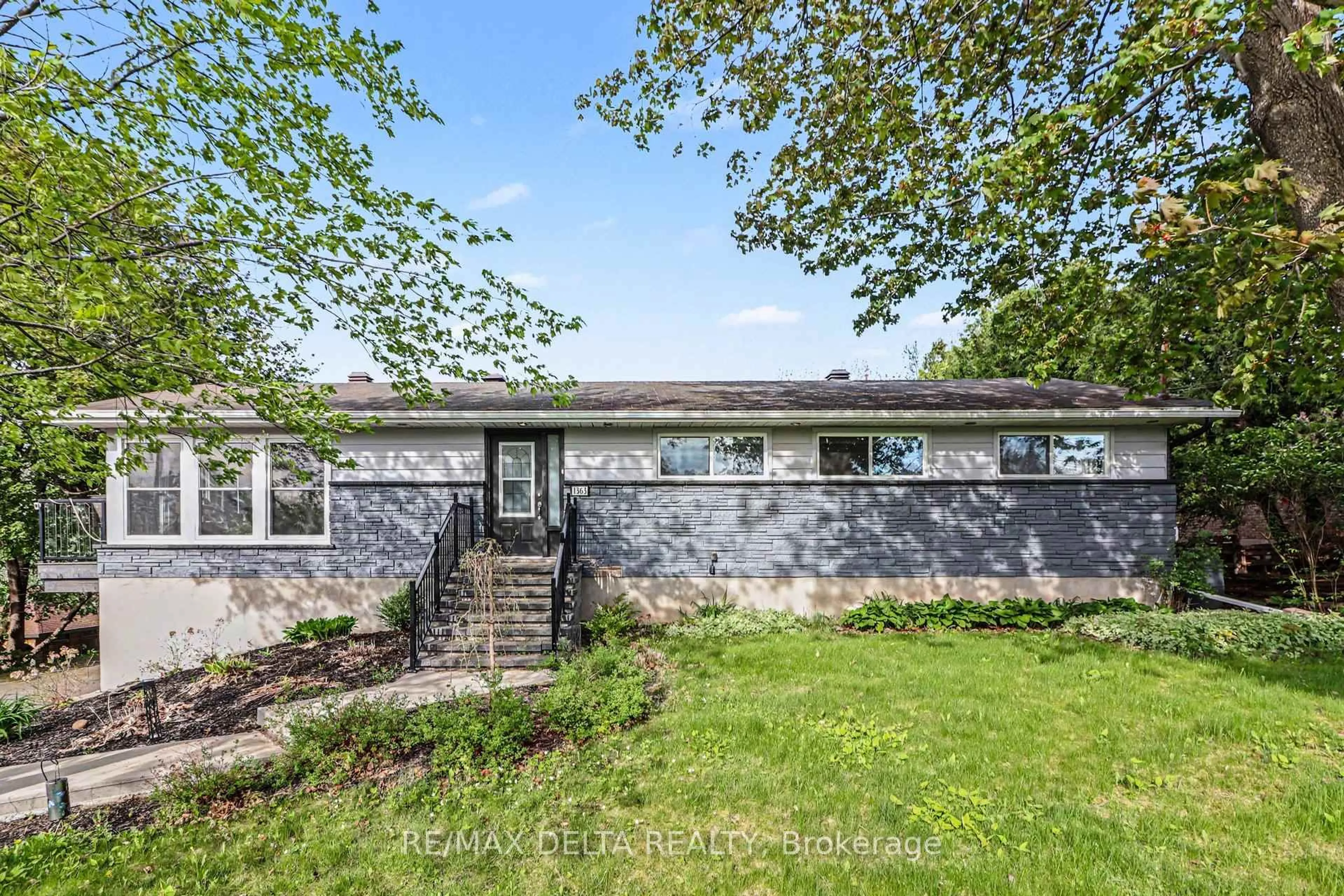 Unknown for 1363 Gerald St, Ottawa Ontario K4A 3N2