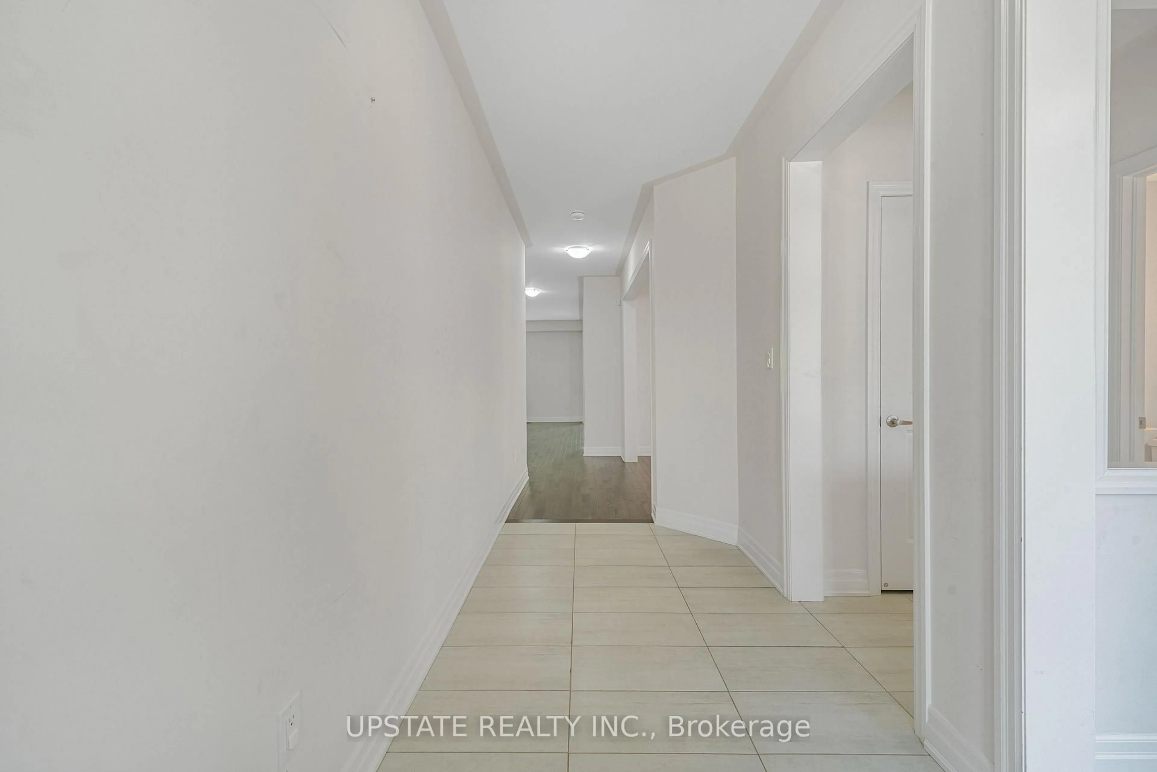 Unknown for 9218 White Oak Ave, Niagara Falls Ontario L2G 0E9
