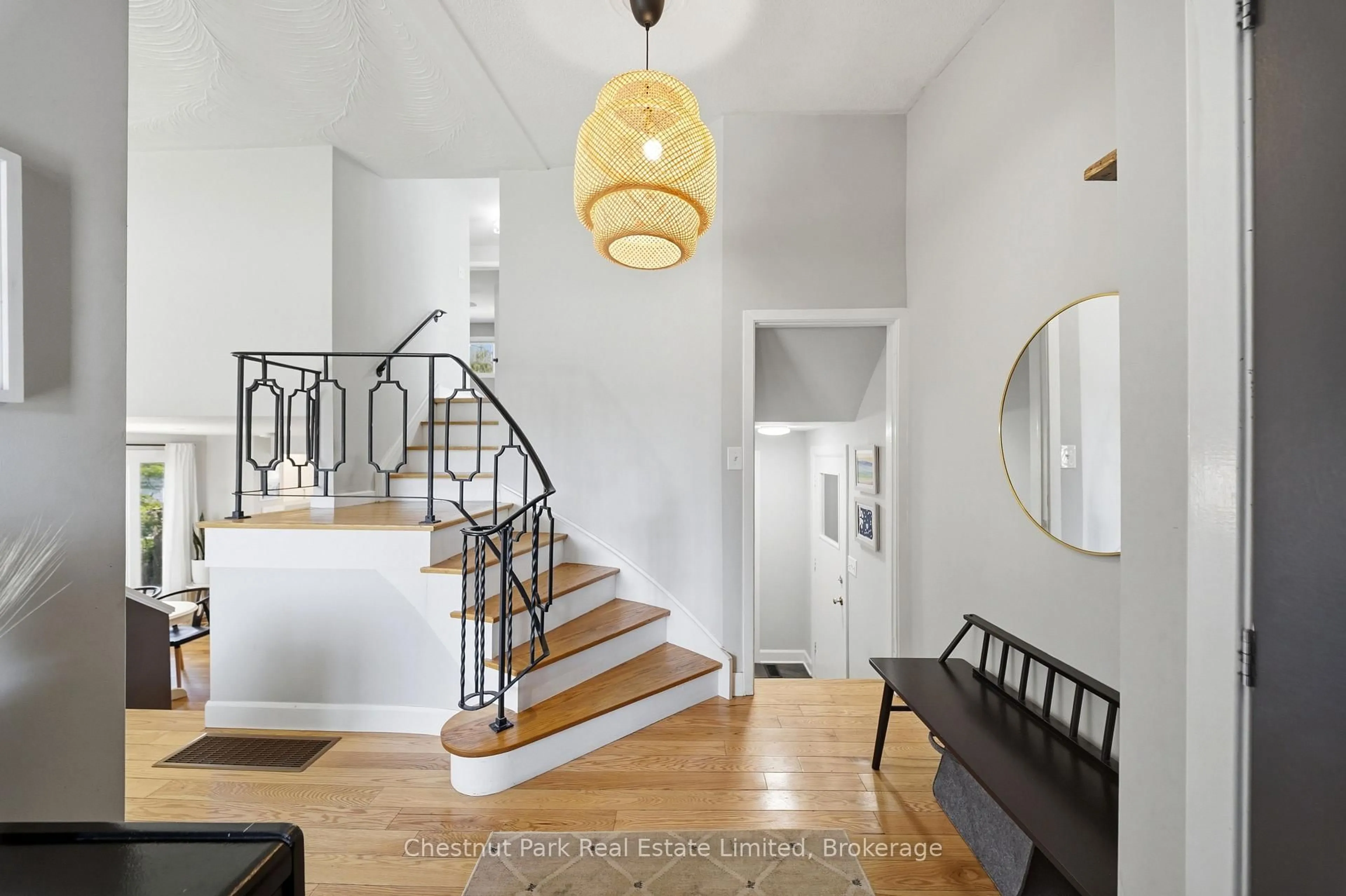 Indoor entryway for 32 Barker St, Prince Edward County Ontario K0K 2T0