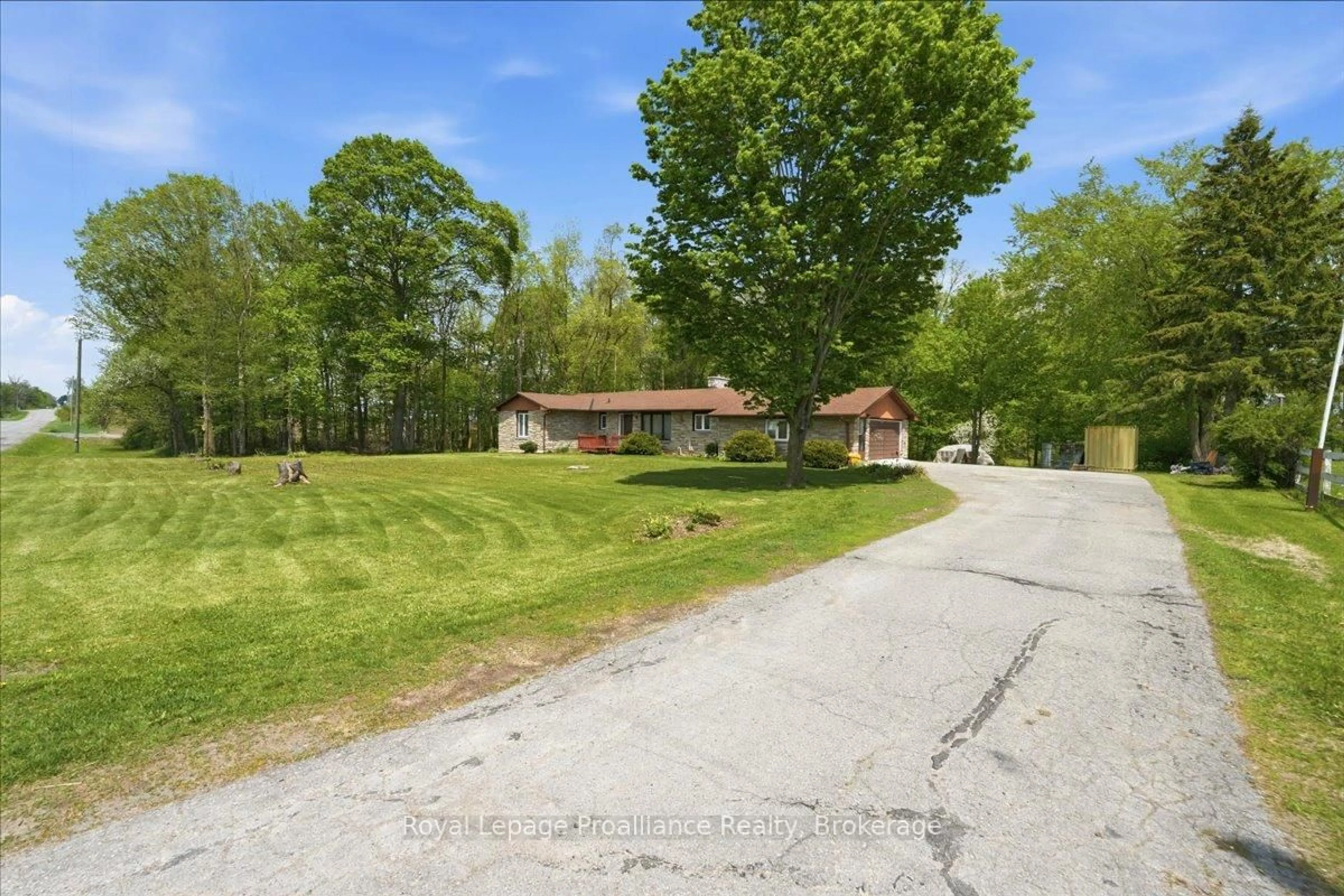 A pic from outside/outdoor area/front of a property/back of a property/a pic from drone, unknown for 1302 Wingfield Rd, Stirling Ontario K0K 3E0