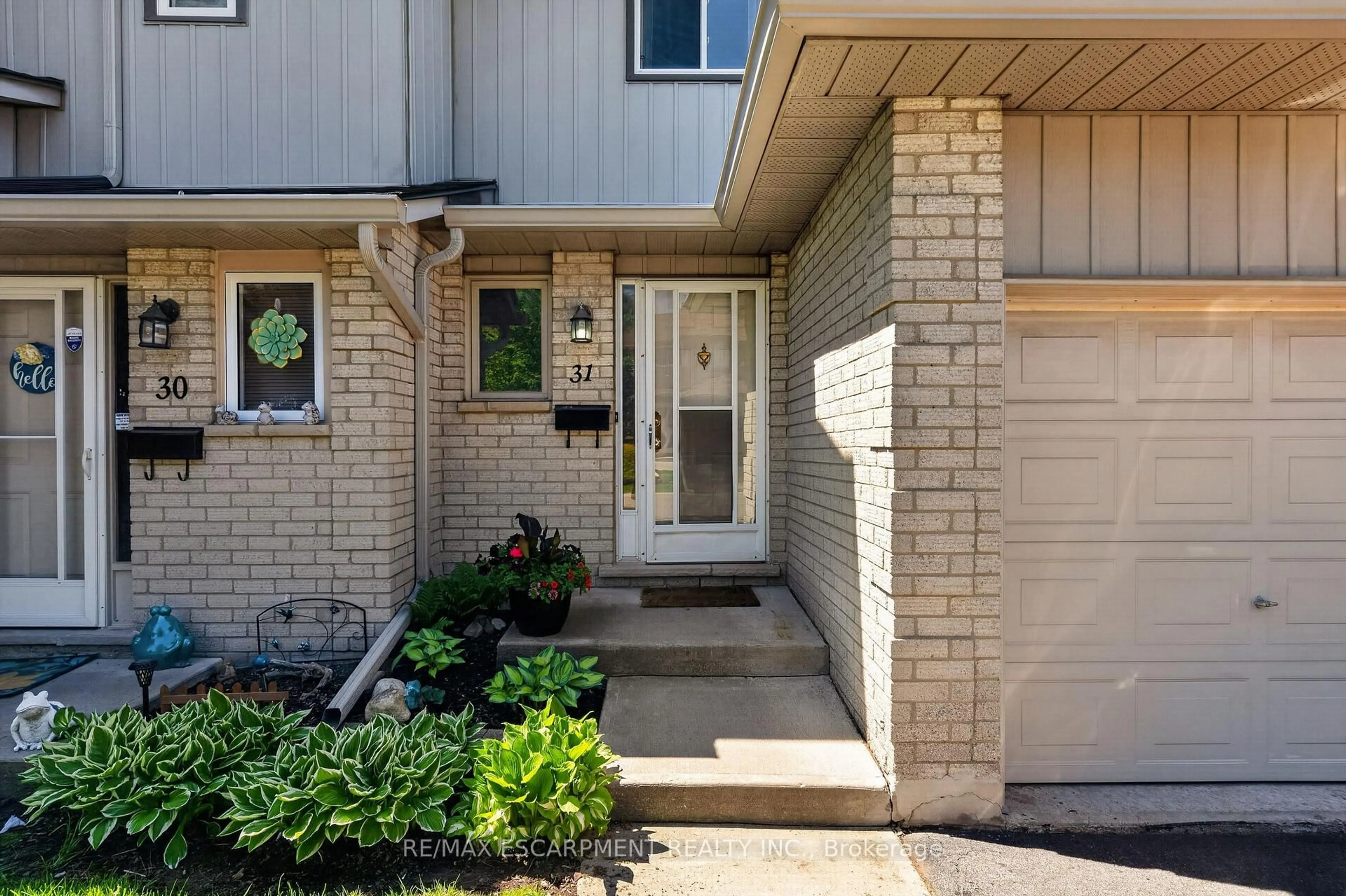 Unknown for 1675 Upper Gage Ave #31, Hamilton Ontario L8W 3R8