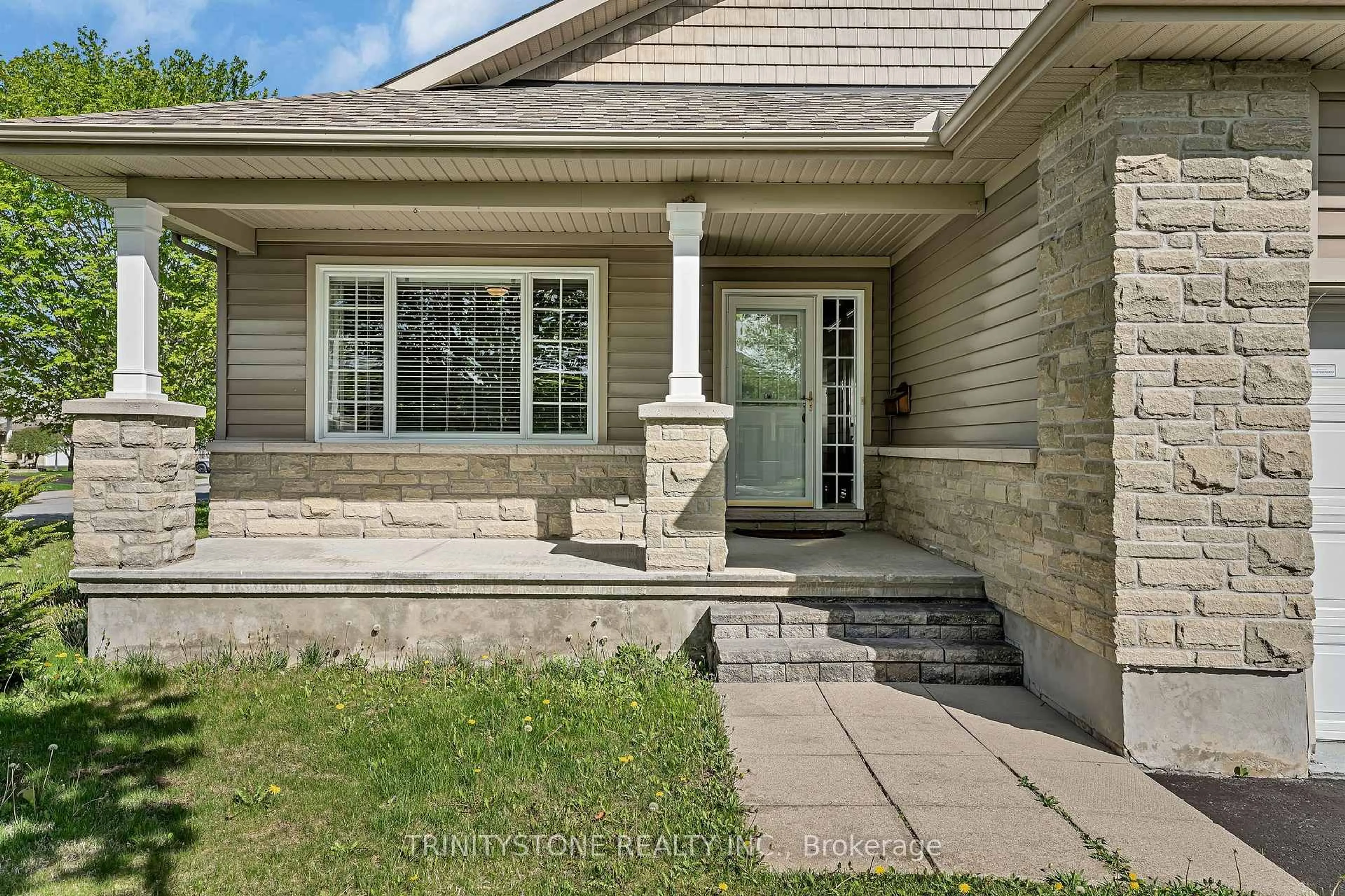 Unknown for 90 Sinclair Ave, Carleton Place Ontario K7C 4V3