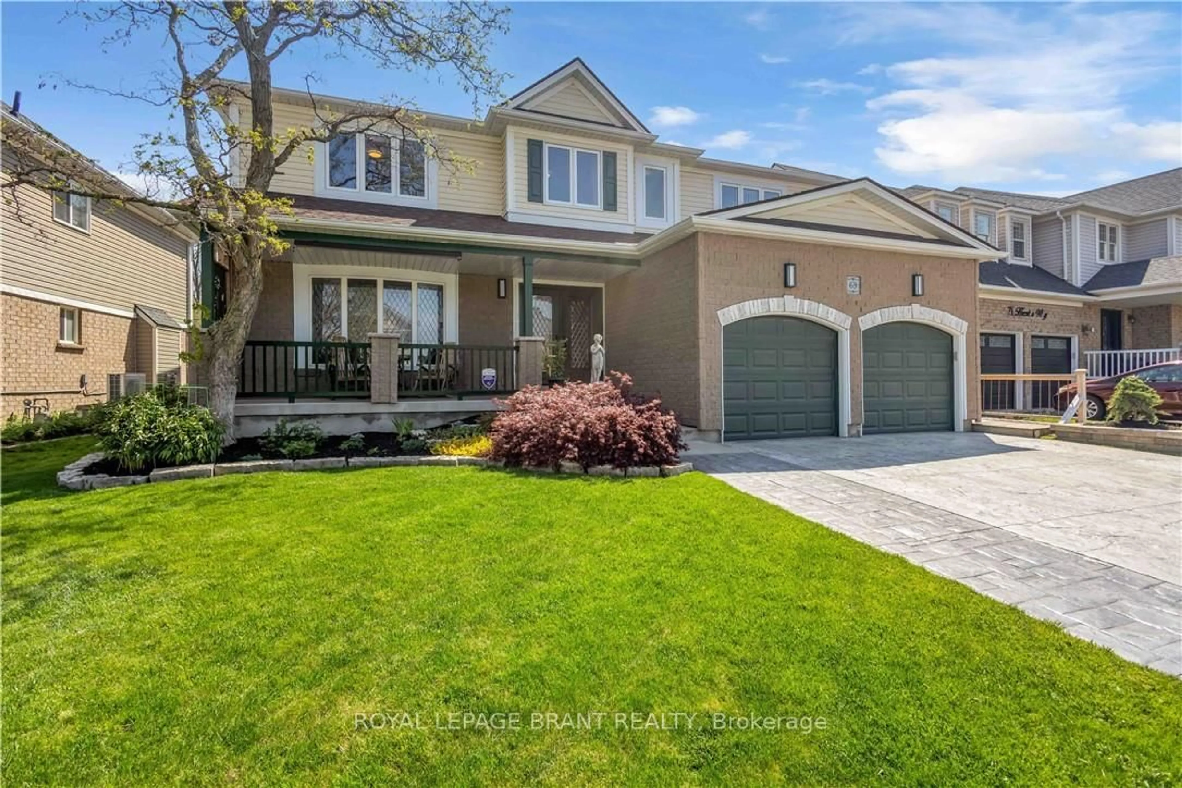 Home with brick exterior material, street for 69 Hunter Way, Brantford Ontario N3T 0A2