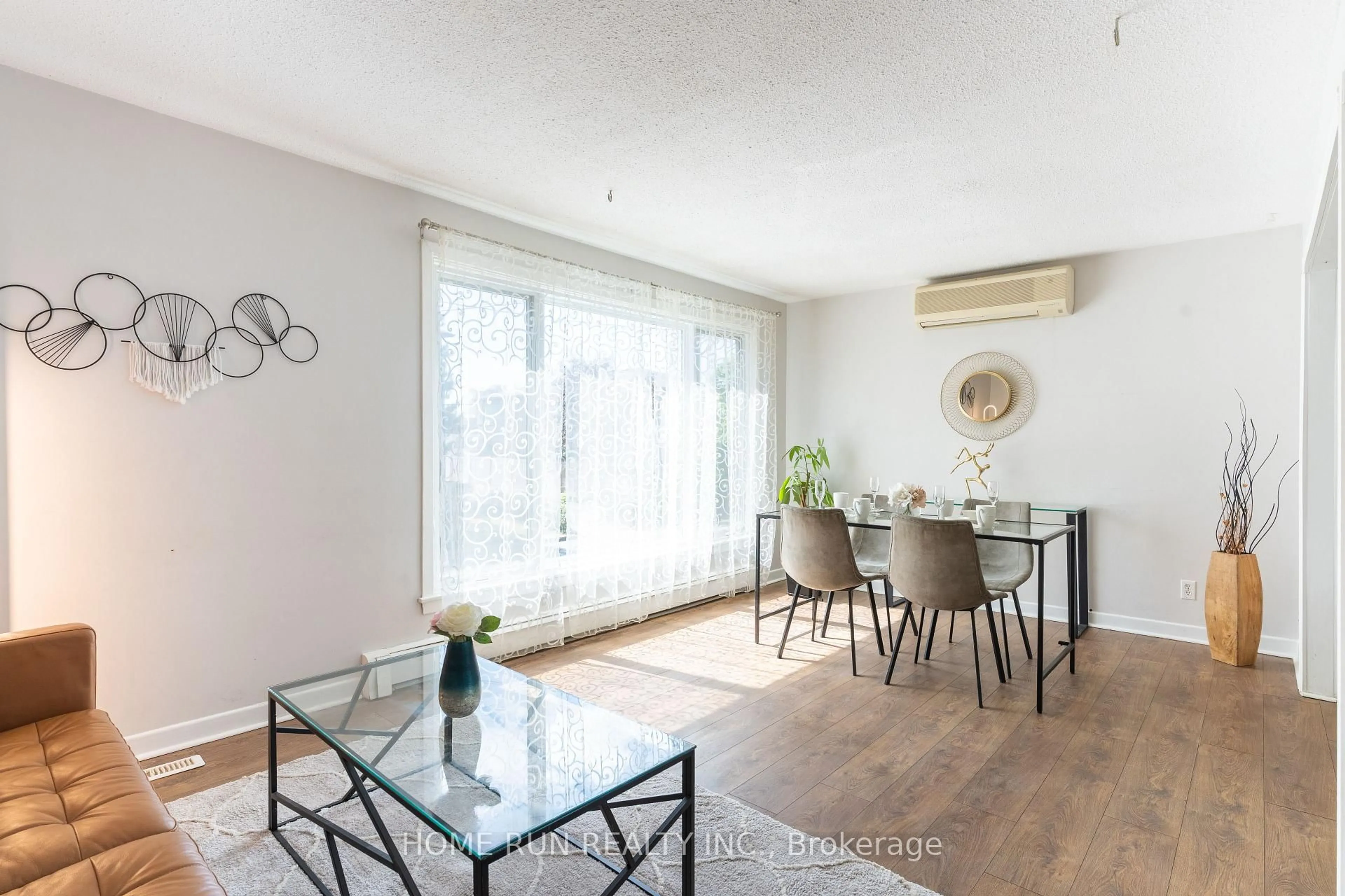 Unknown for 313 Savard Ave, Ottawa Ontario K1L 7S1