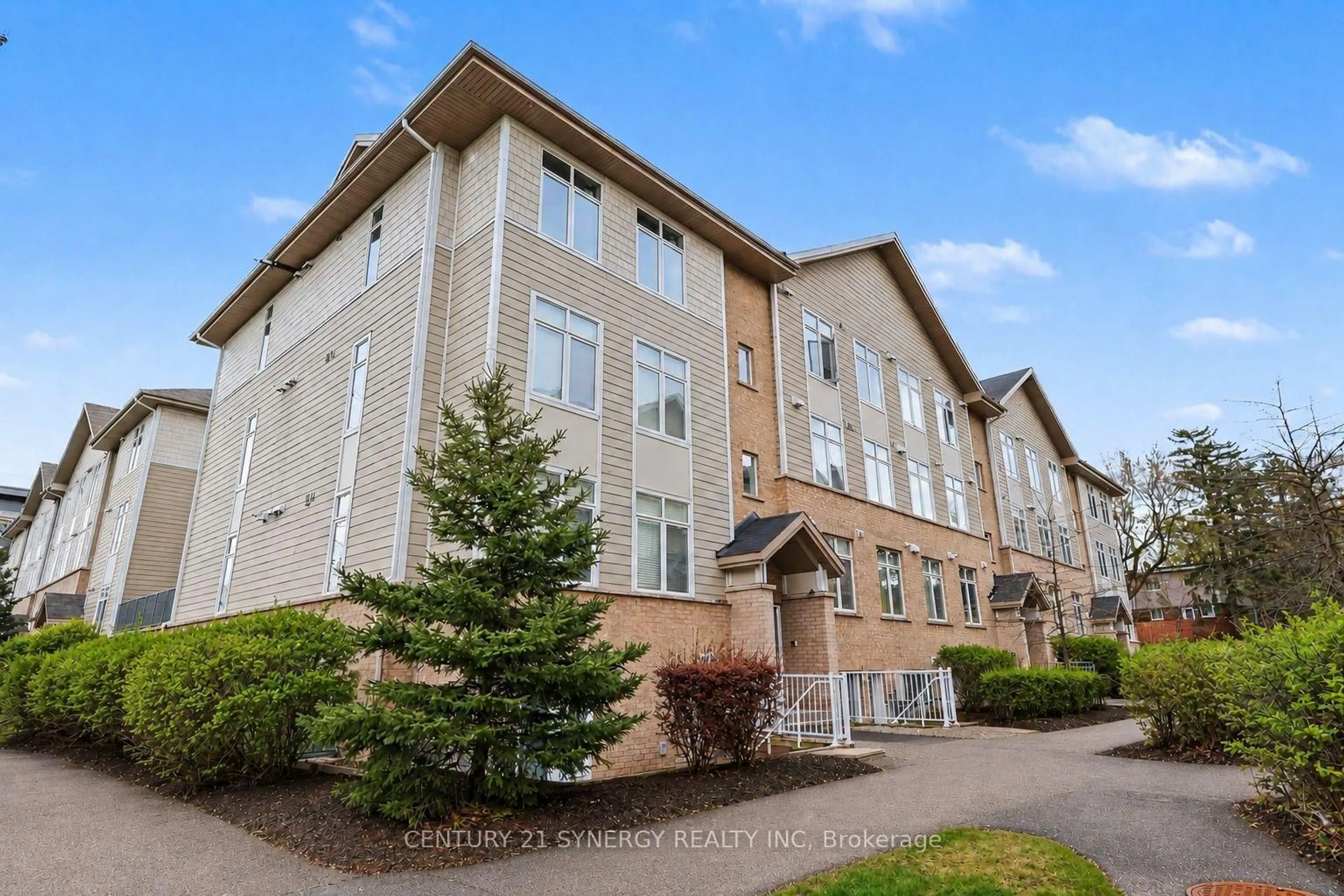 Unknown for 318 Everest Private #D, Ottawa Ontario K1G 4E3