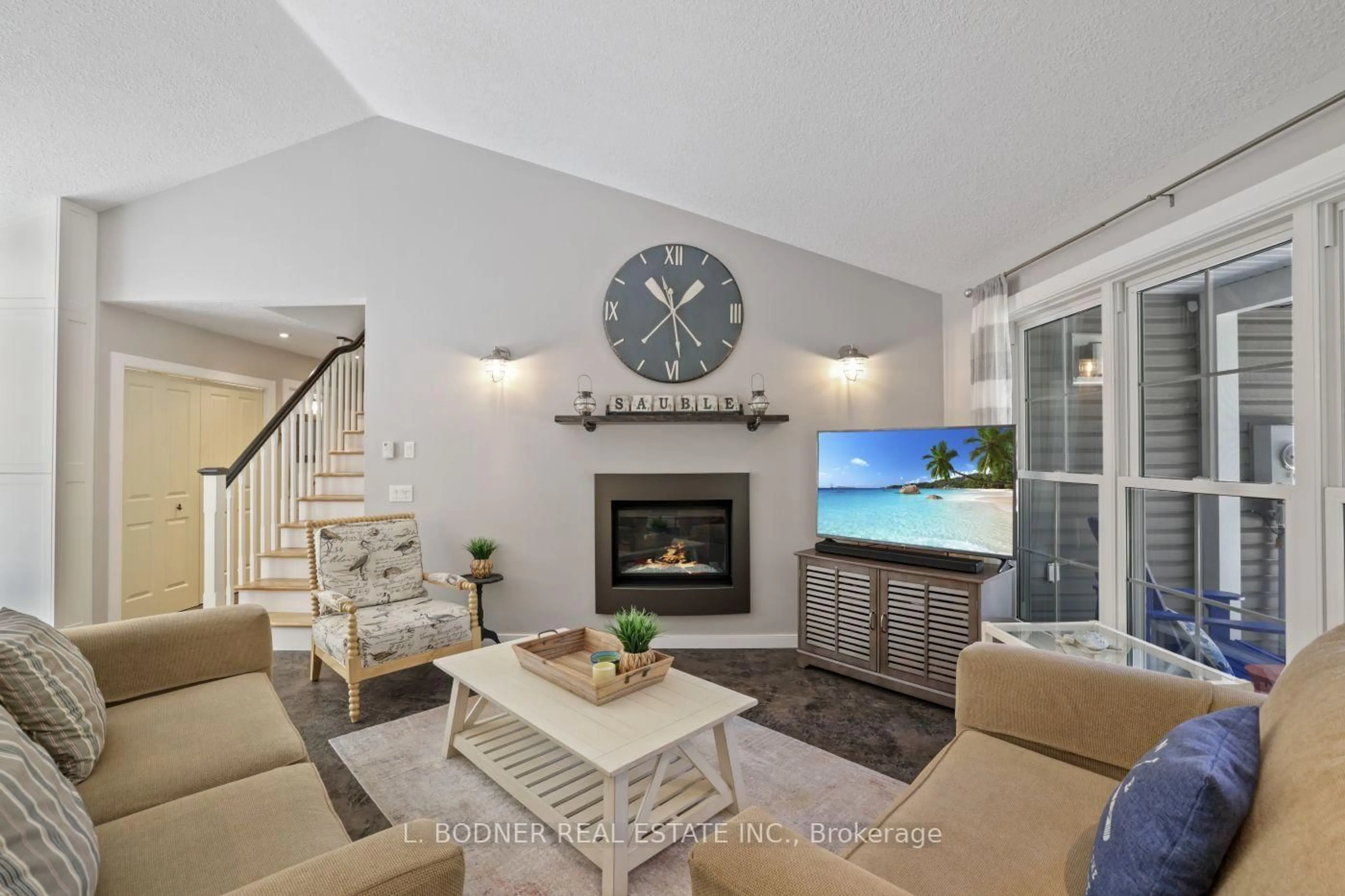 Living room with furniture, unknown for 617 Bruce Ave, South Bruce Peninsula Ontario N0H 2G0