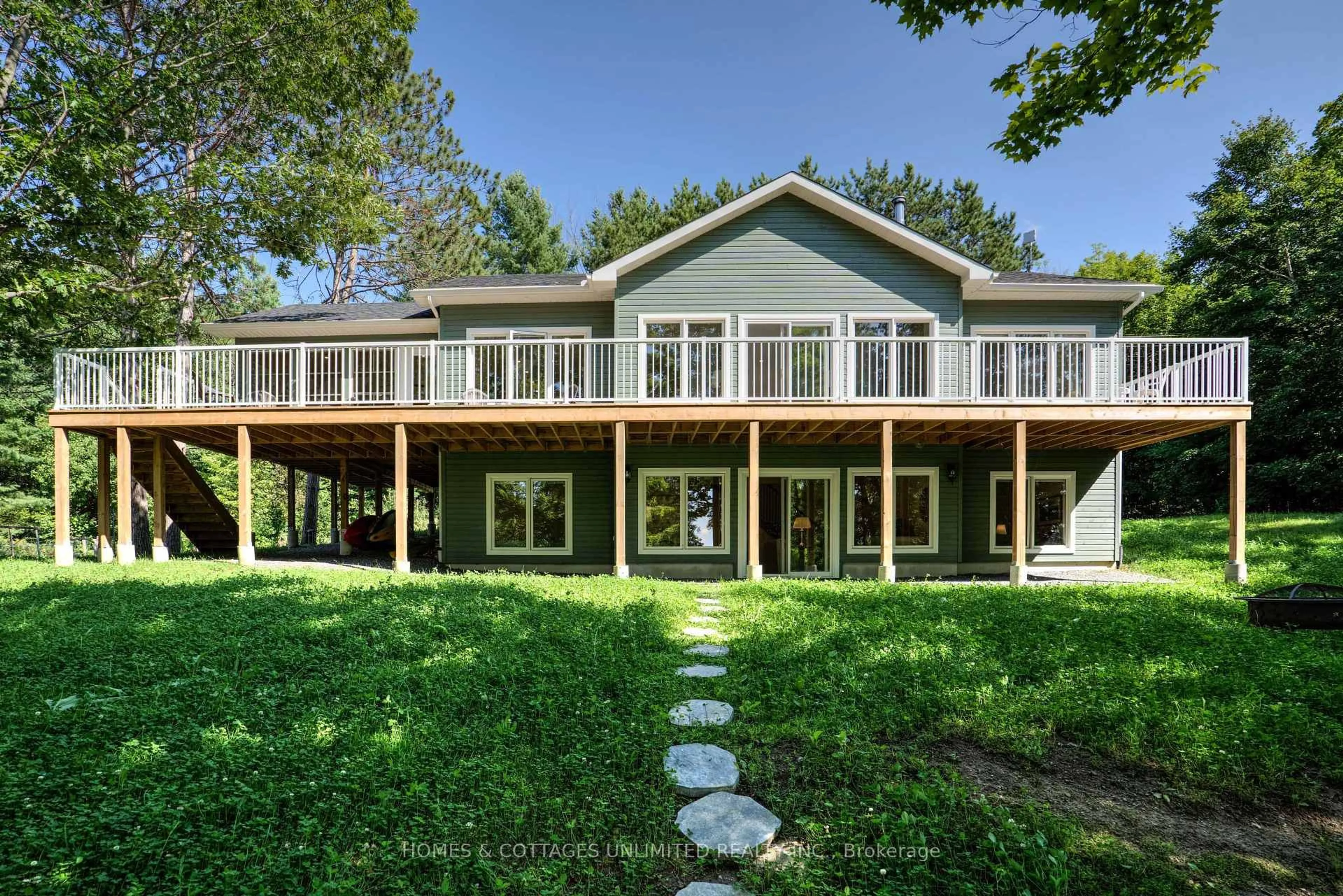 Home with vinyl exterior material, water/lake/river/ocean view for 34 Russgus Lane, Rideau Lakes Ontario K0G 1L0