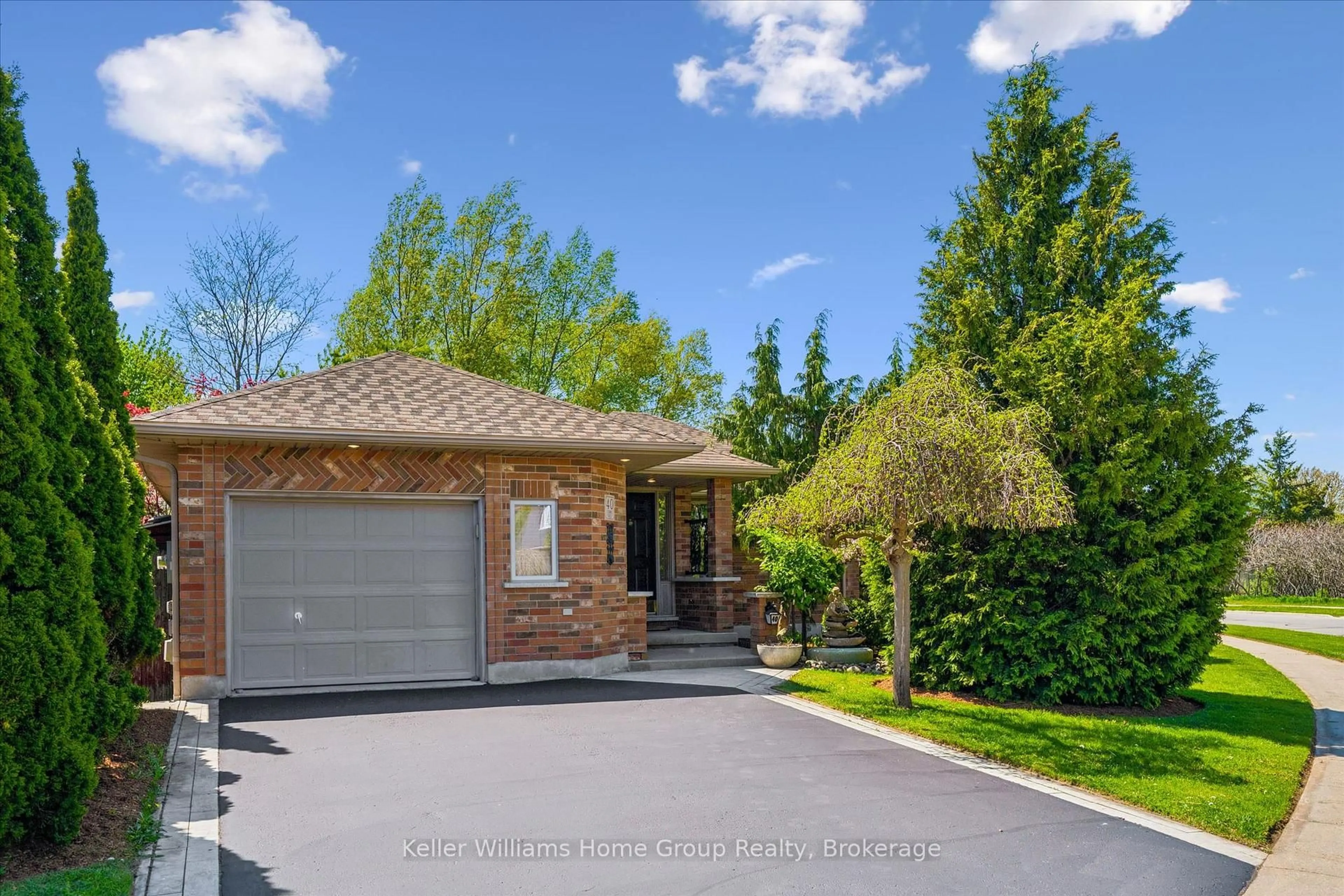 Home with brick exterior material, street for 40 Gibbs Cres, Guelph Ontario N1G 5B7