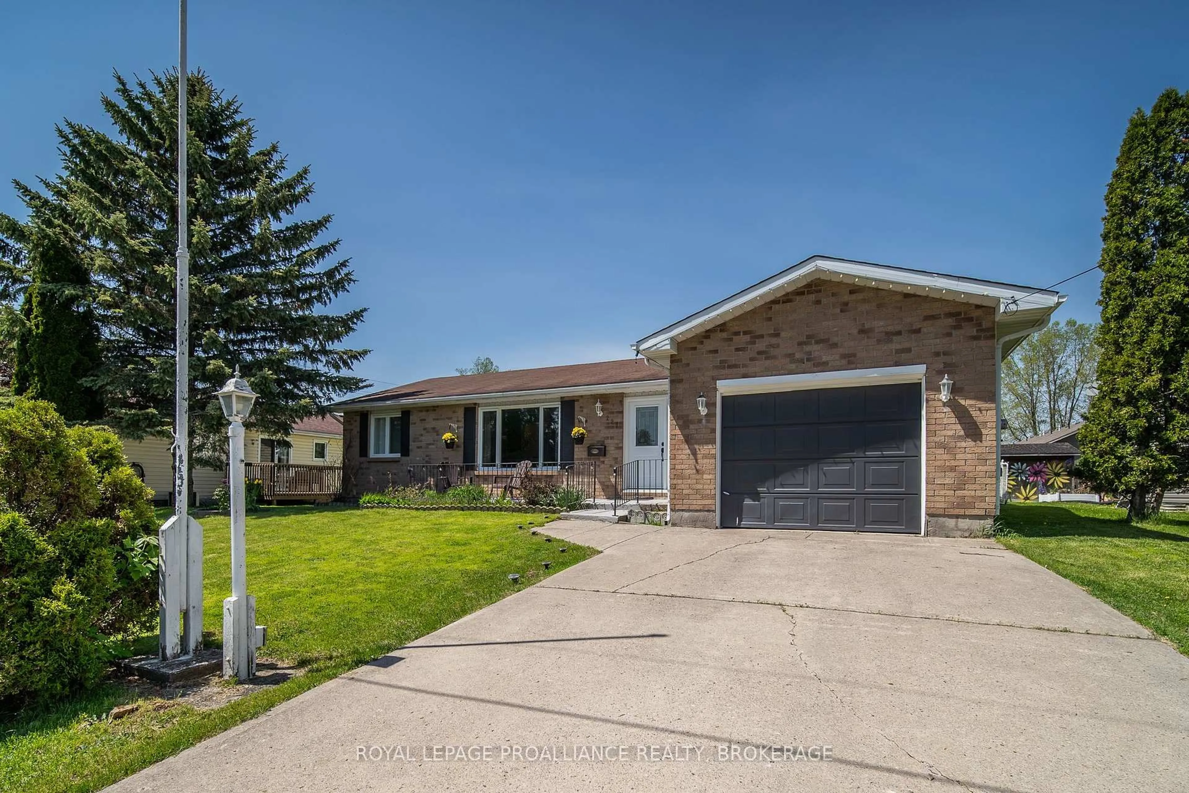 Home with brick exterior material, street for 227 Cross St, Deseronto Ontario K0K 1X0