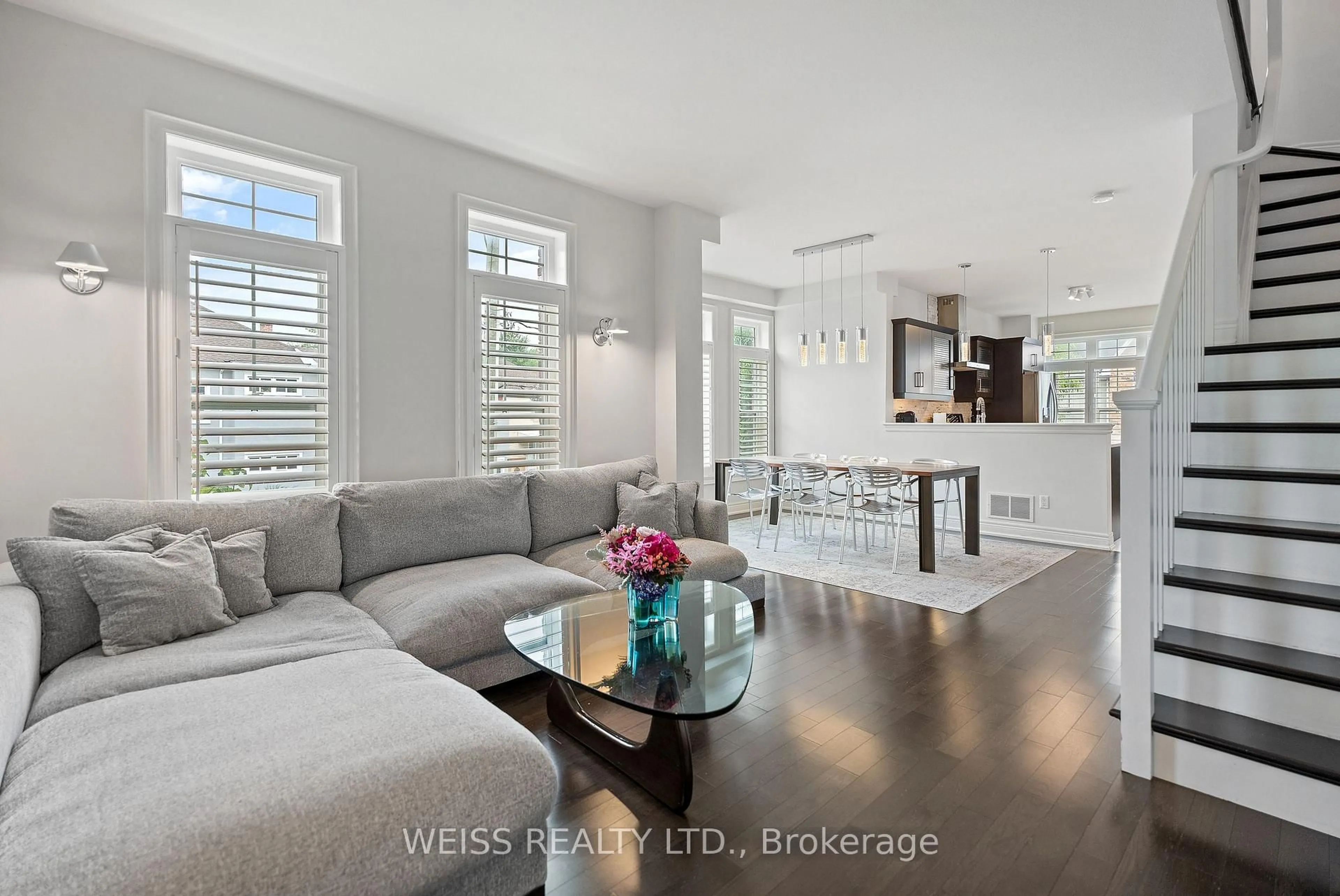 Open concept kitchen, unknown for 2 Ella St, St. Catharines Ontario L2R 0A8