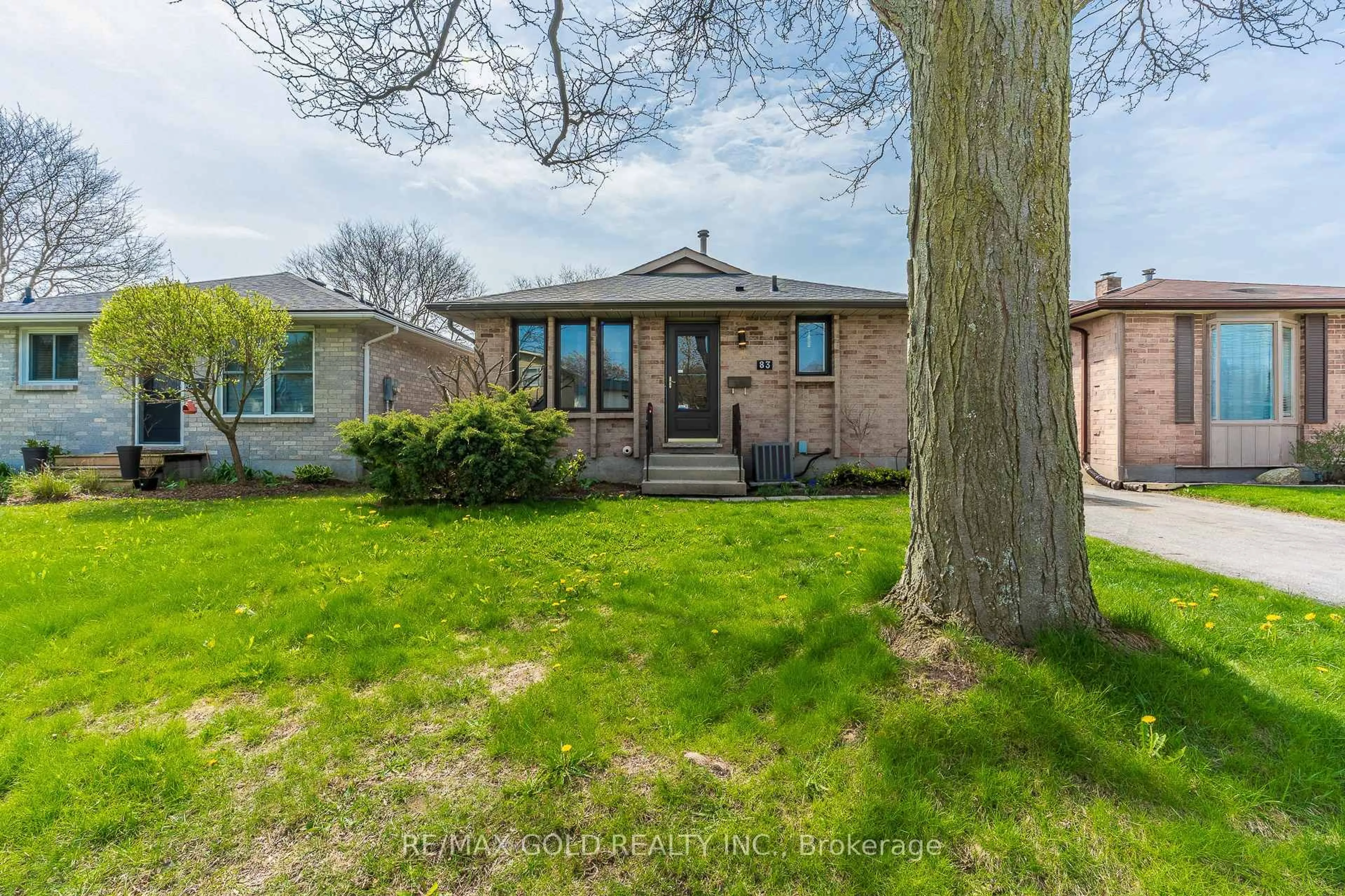 Unknown for 83 Speight Cres, London East Ontario N5V 3W7