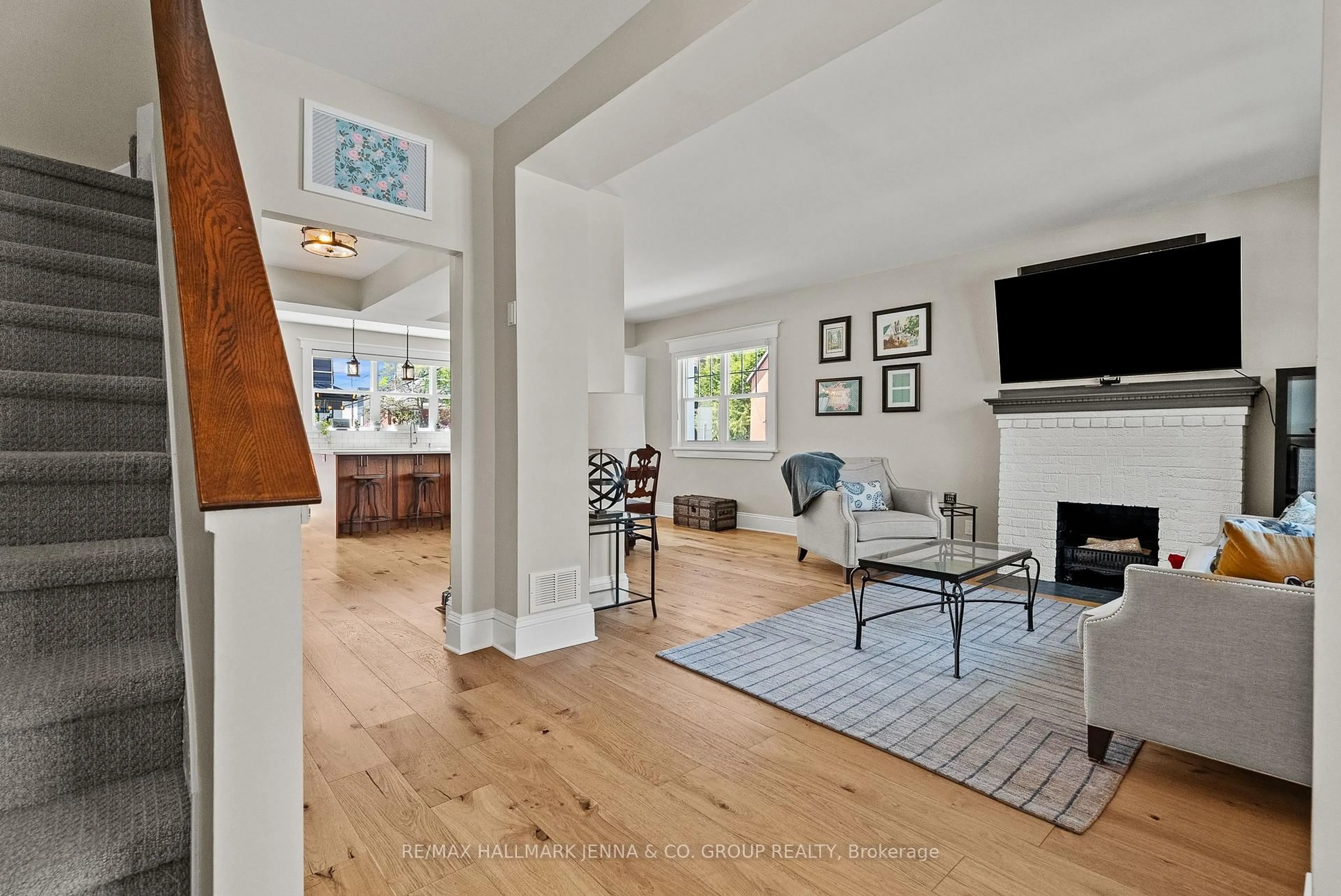 Living room with furniture, unknown for 114 Hamilton Ave, Ottawa Ontario K1Y 1C2