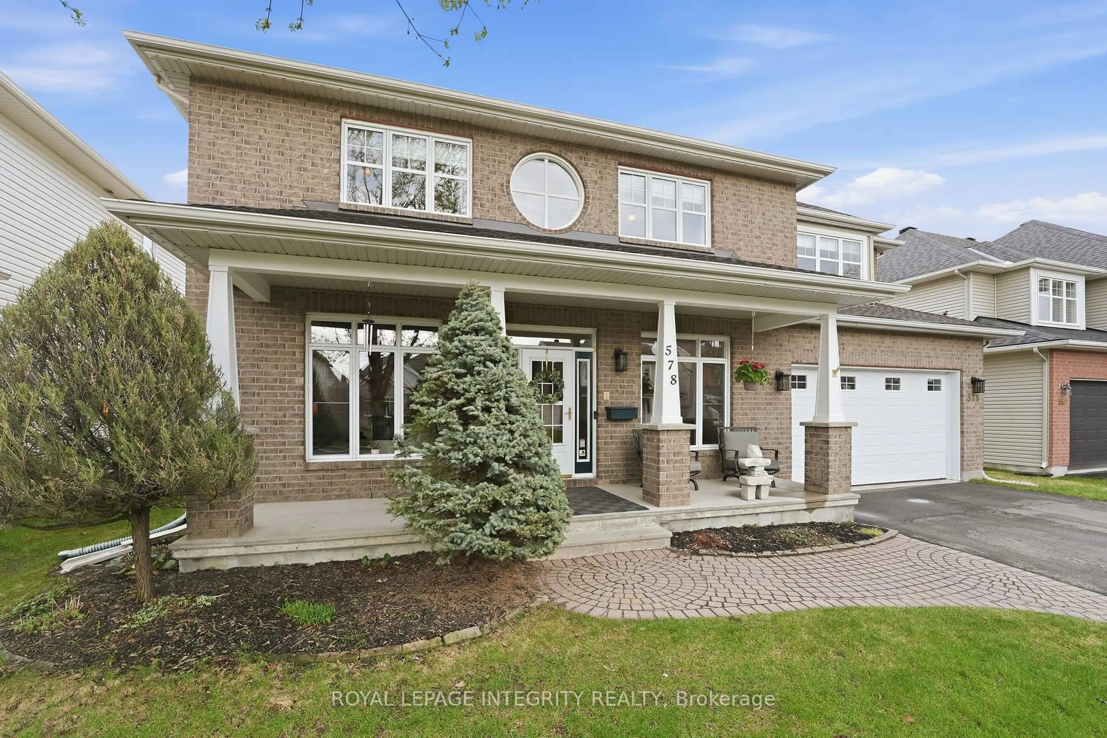 Home with brick exterior material, street for 578 Devonwood Circ, Gloucester Ontario K1T 4E6