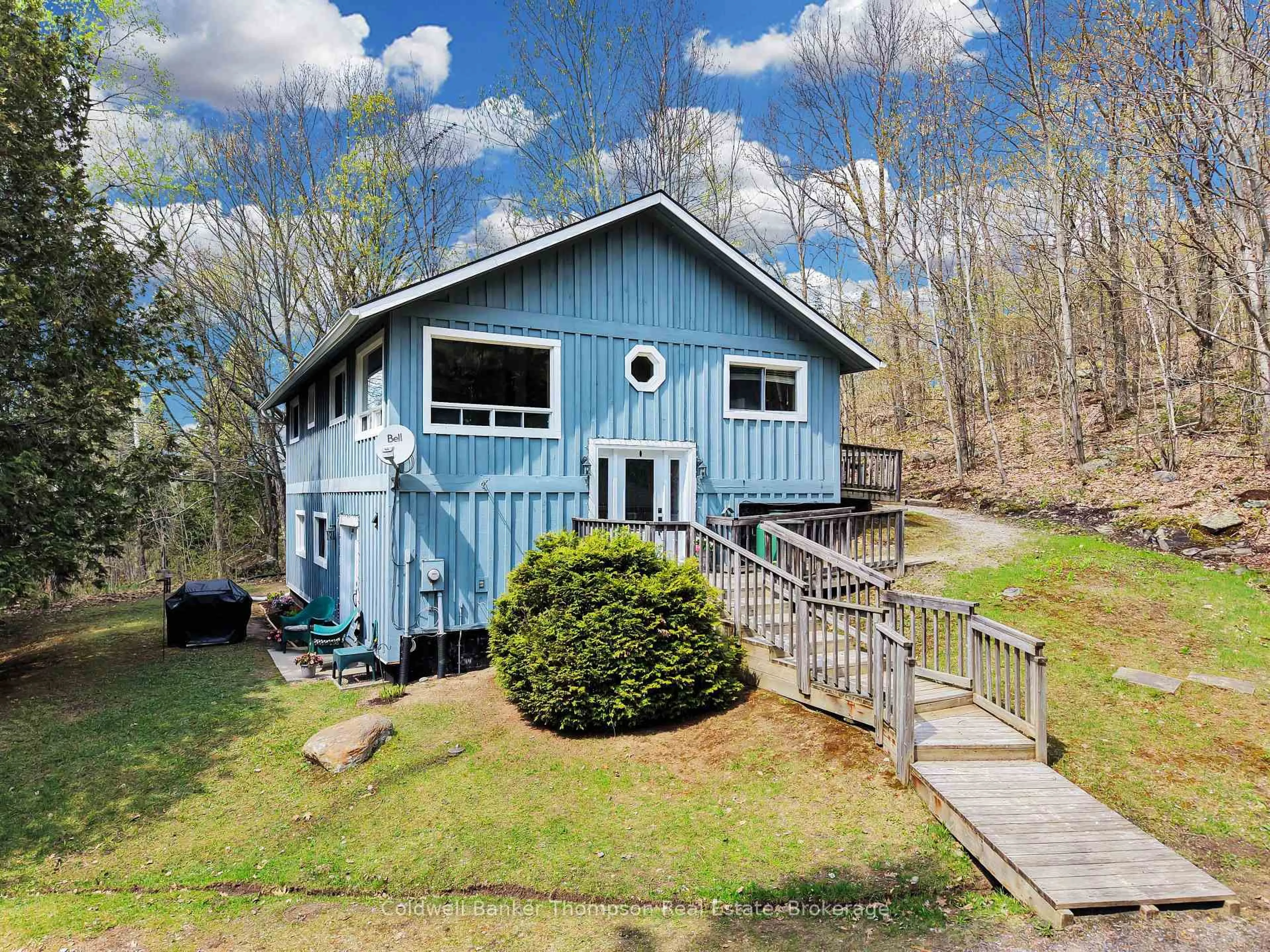 Unknown for 779 Old Muskoka Rd, Huntsville Ontario P0B 1M0