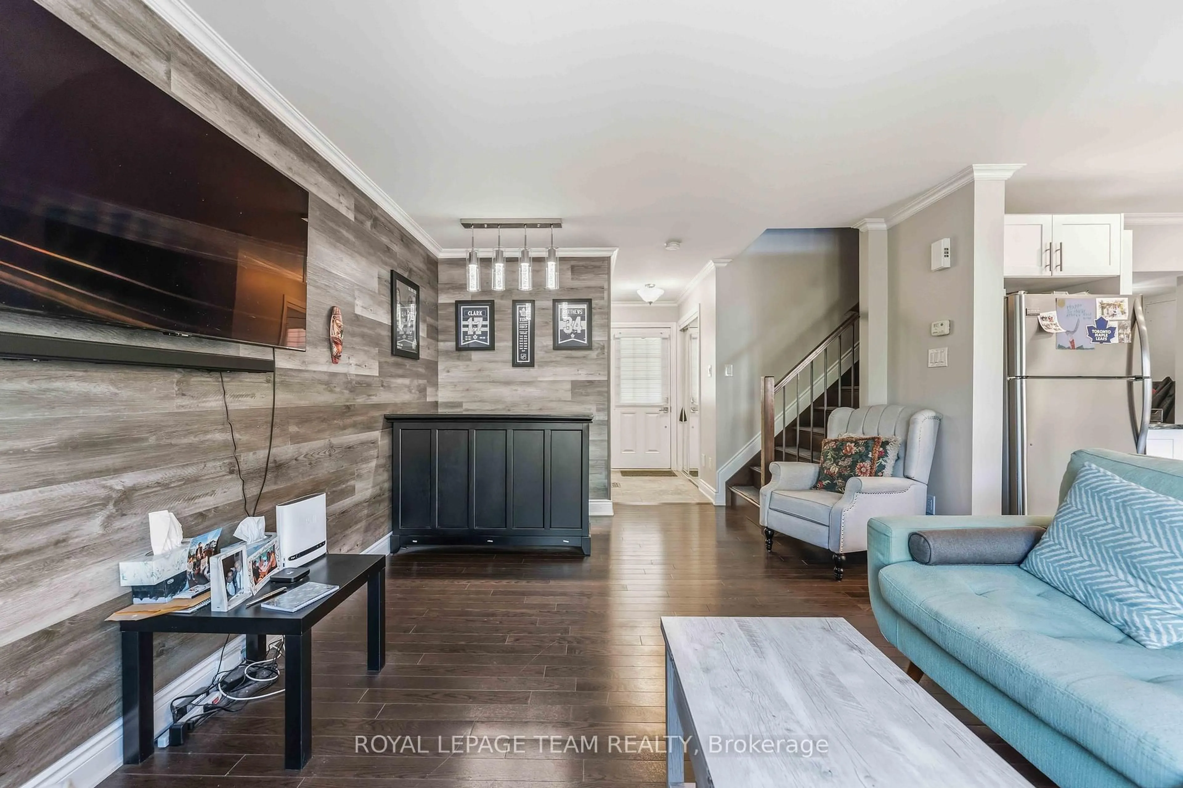 Living room with furniture, unknown for 231 Cayman Rd, Ottawa Ontario K2S 0N8