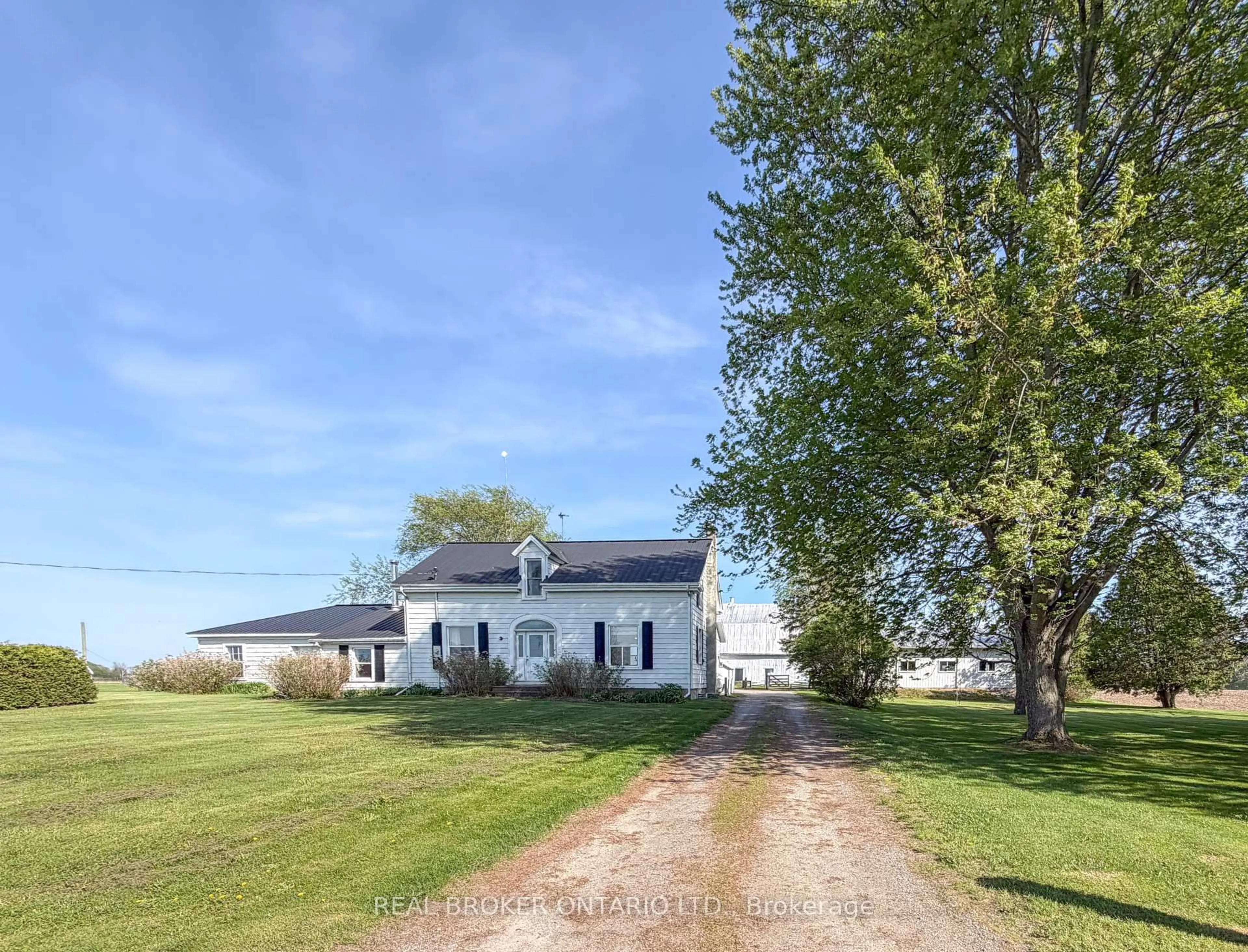 A pic from outside/outdoor area/front of a property/back of a property/a pic from drone, water/lake/river/ocean view for 479 8 Line, Elizabethtown-Kitley Ontario K0E 1H0