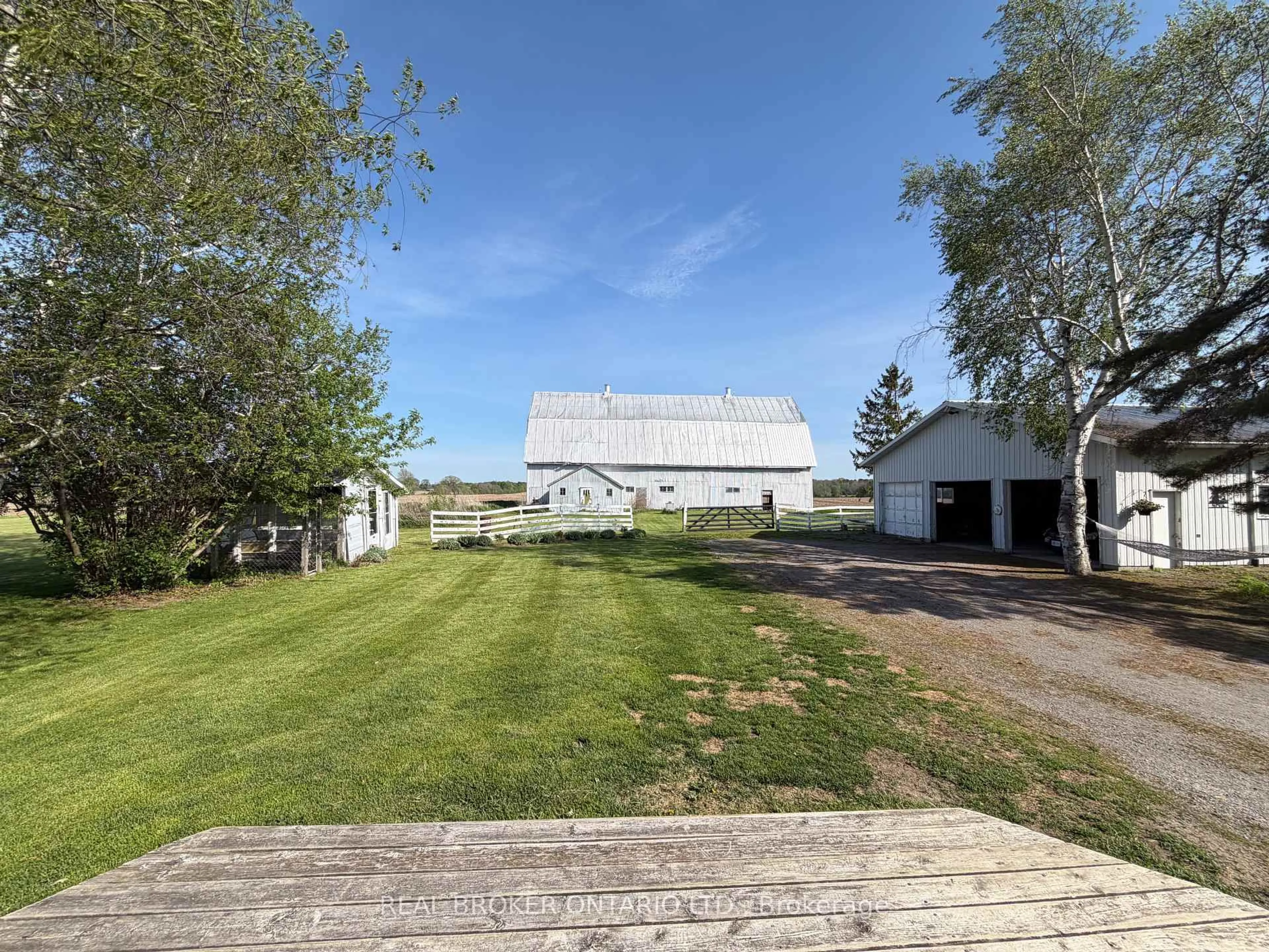 A pic from outside/outdoor area/front of a property/back of a property/a pic from drone, unknown for 479 8 Line, Elizabethtown-Kitley Ontario K0E 1H0