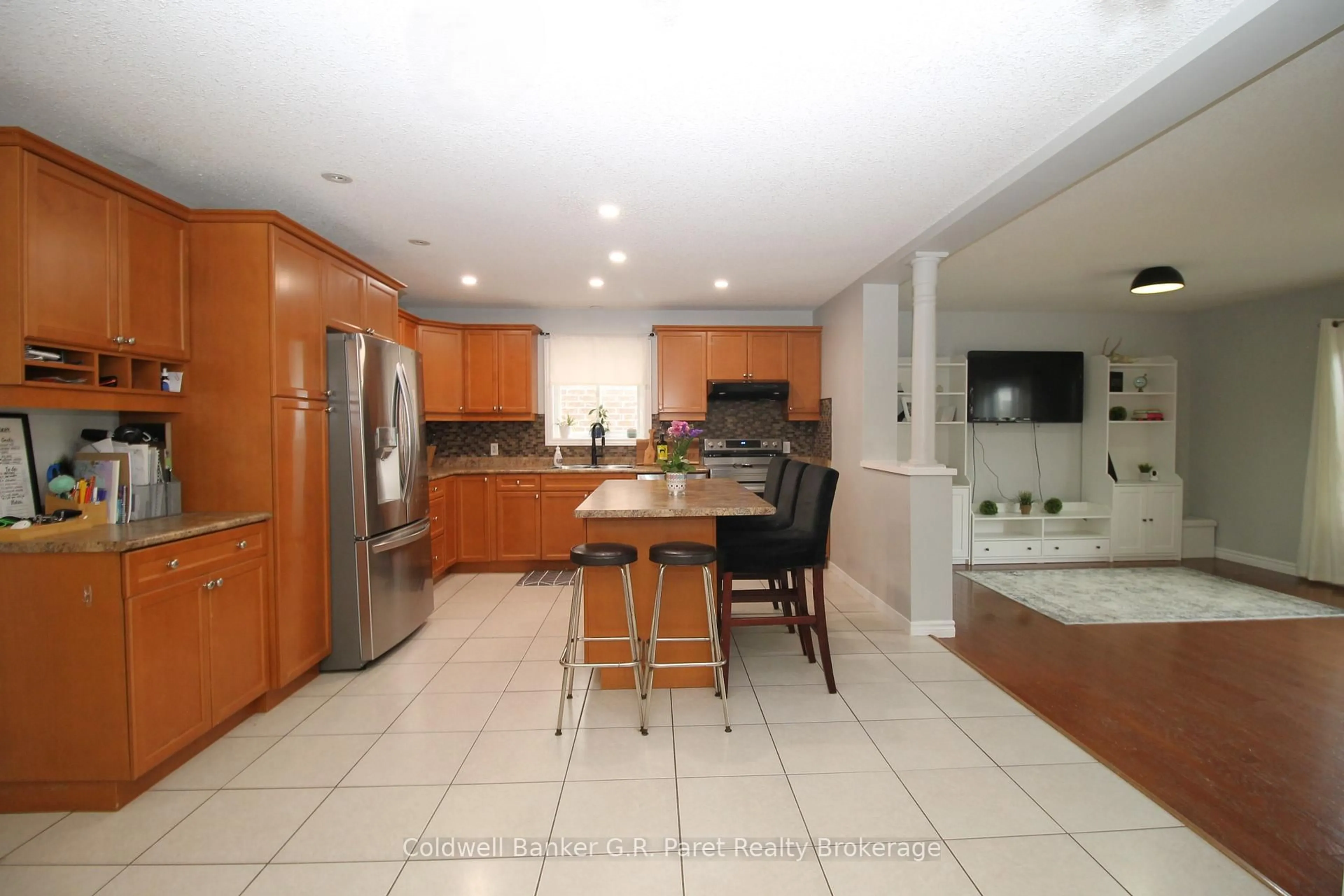 Open concept kitchen, ceramic/tile floor for 4 Langrell Ave, Tillsonburg Ontario N4G 5X8