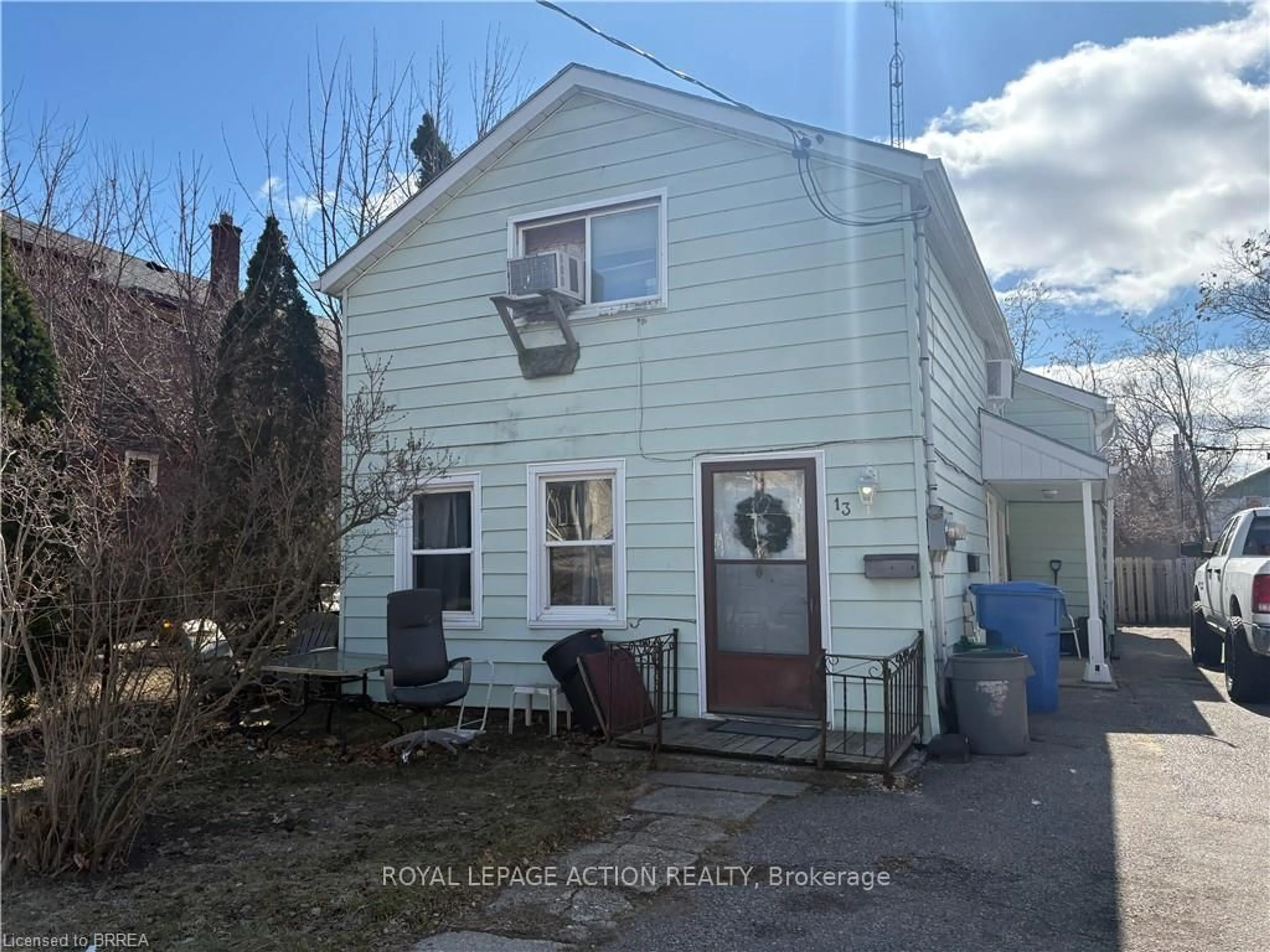 Unknown for 13 Sheridan St, Brantford Ontario N3T 2P7