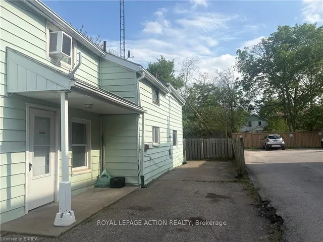 13 Sheridan St, Brantford 5
