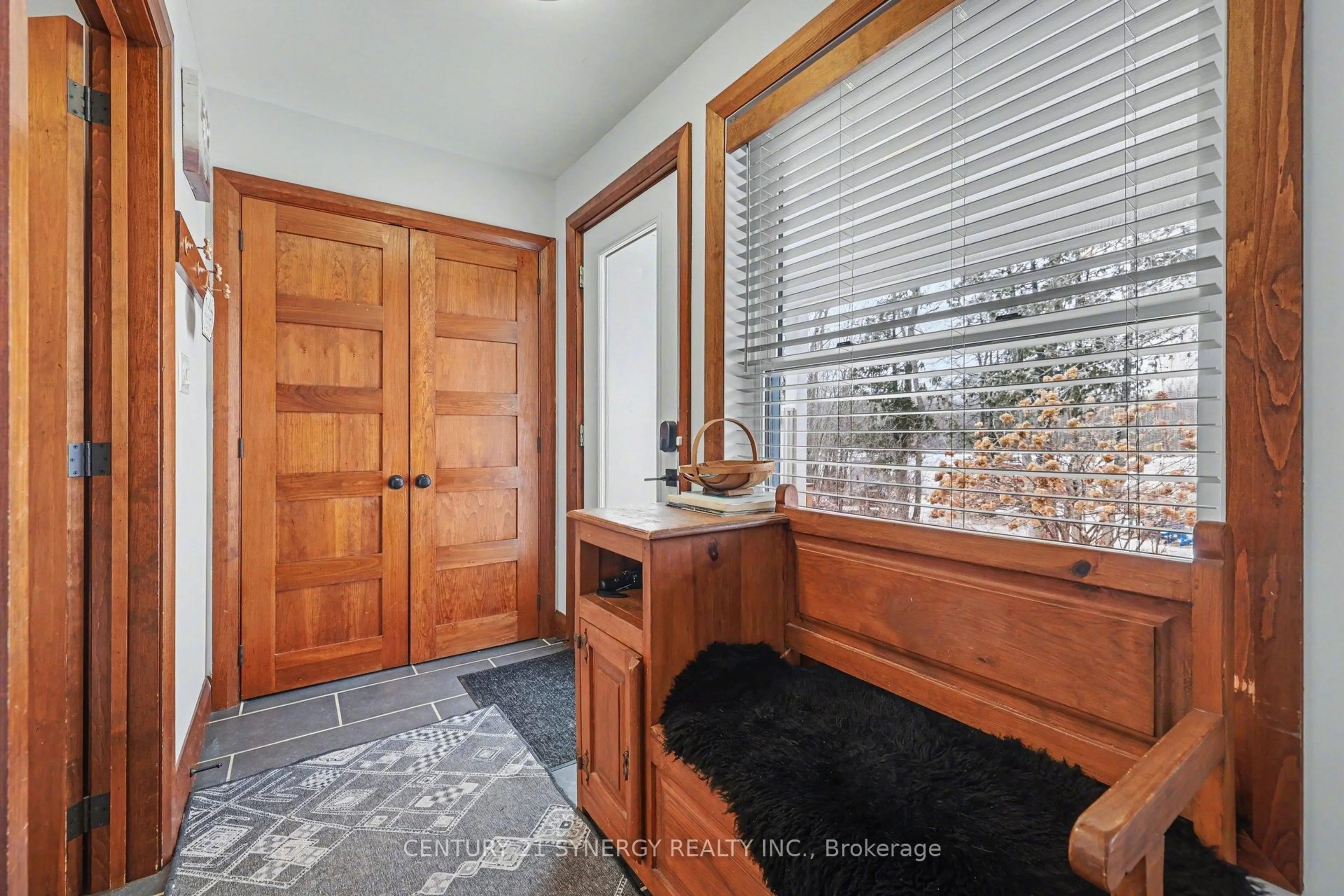 Indoor entryway for 393 & 399 Gold Creek Rd, Lanark Ontario K0G 1K0