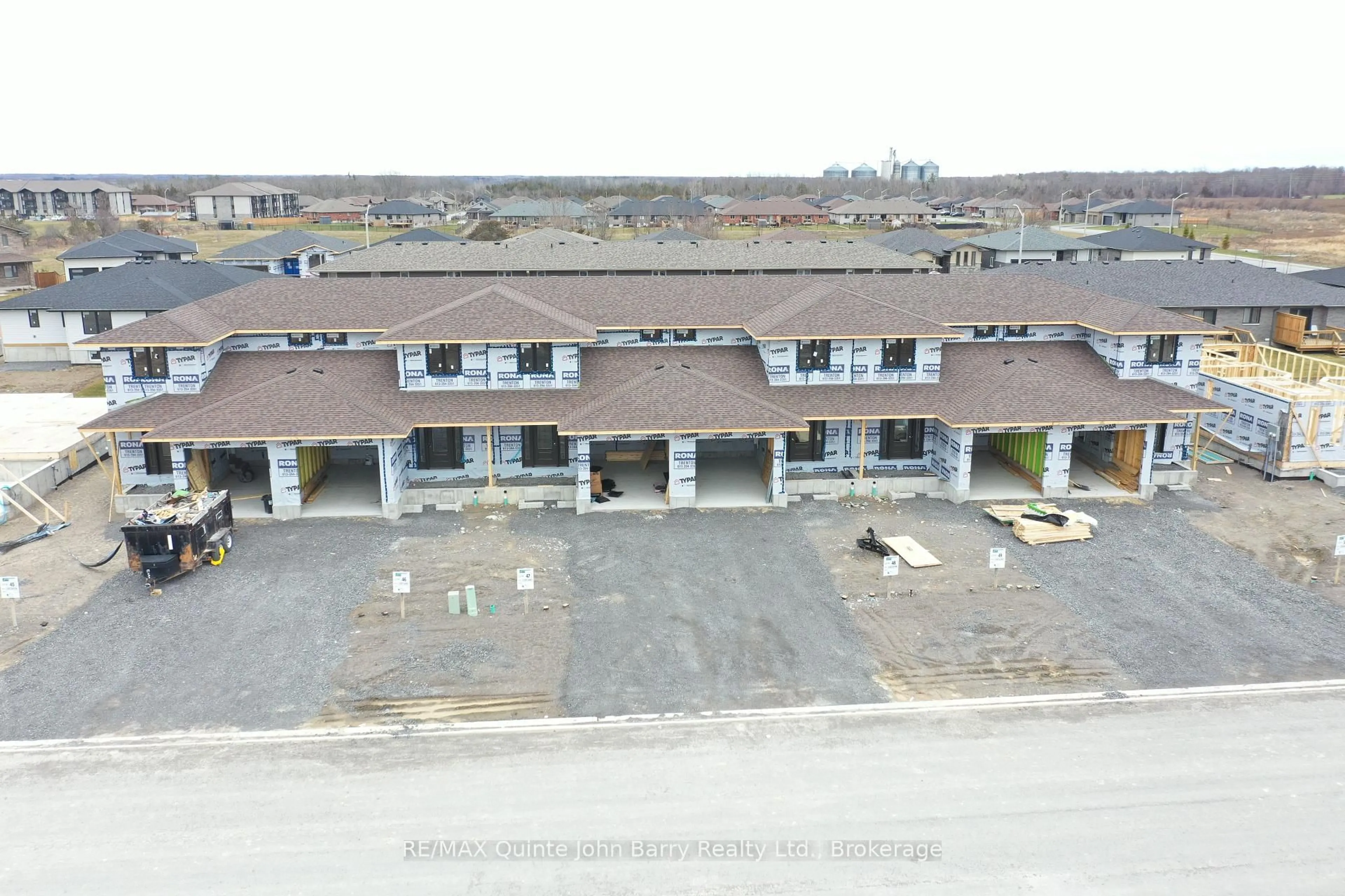 A pic from outside/outdoor area/front of a property/back of a property/a pic from drone, building for 45 Parkland Circ #Lot 47, Quinte West Ontario K8V 0R3
