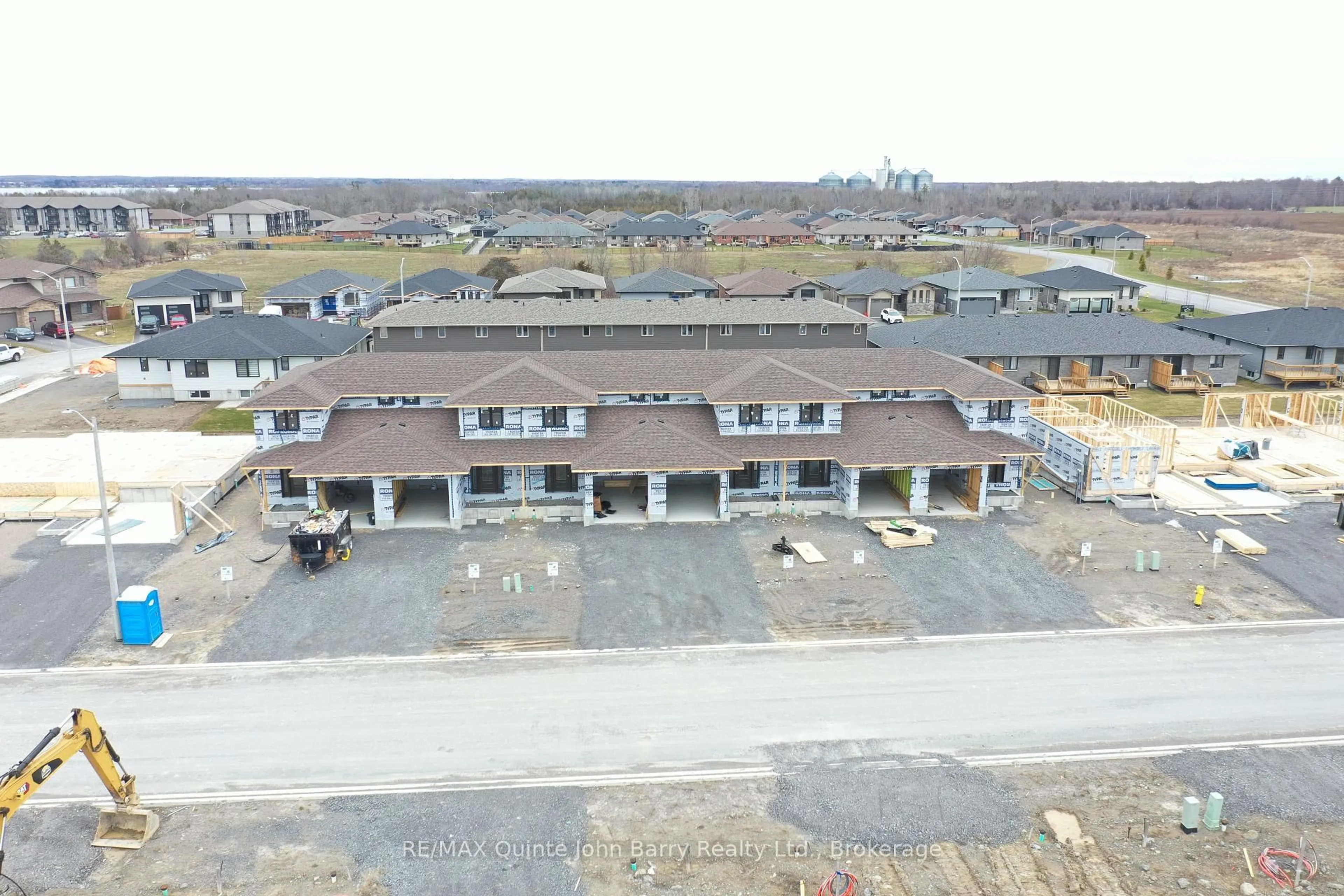 A pic from outside/outdoor area/front of a property/back of a property/a pic from drone, building for 47 Parkland Circ #Lot 48, Quinte West Ontario K8V 0R3