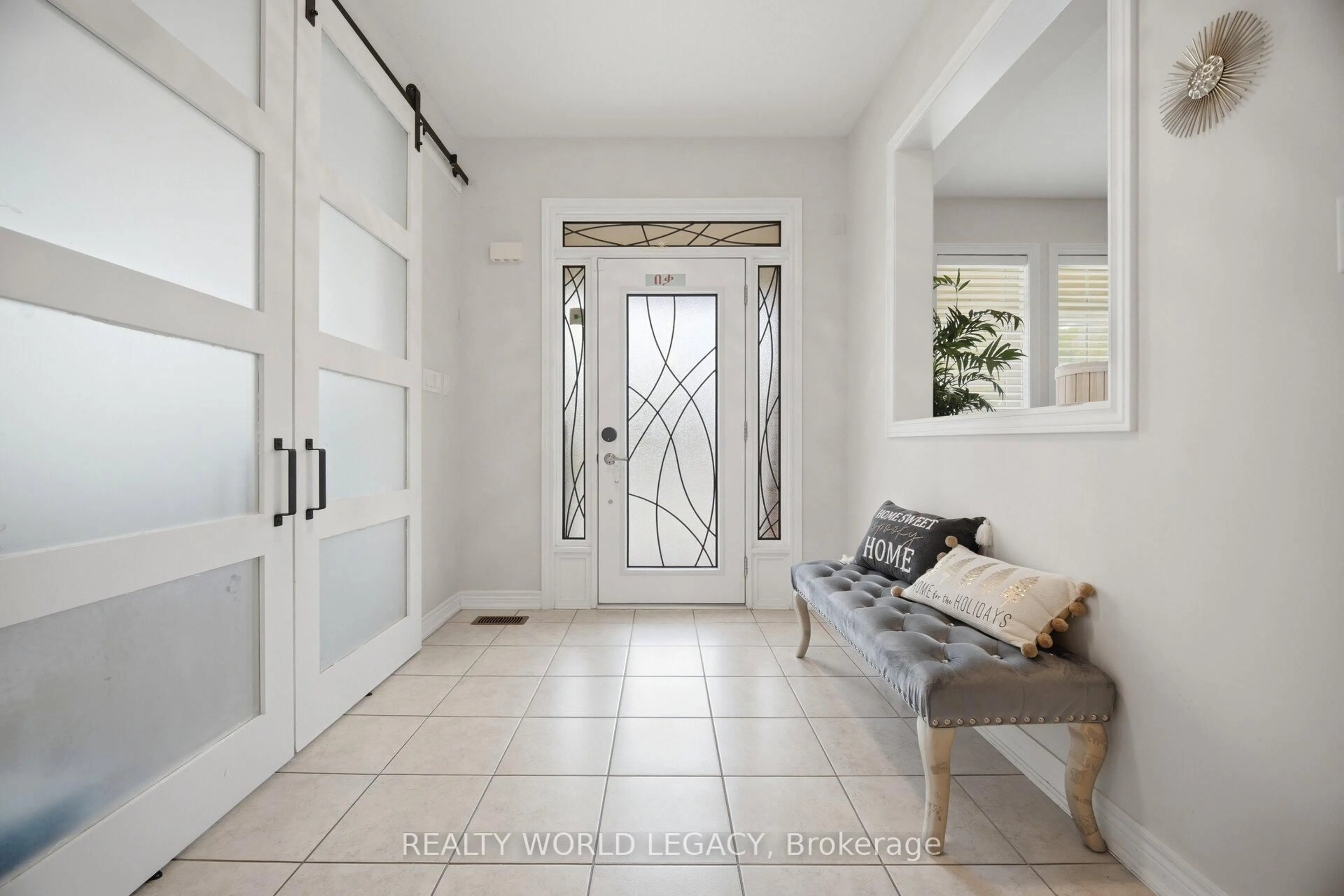 Indoor entryway for 58 Doon Creek St, Kitchener Ontario N2R 0B6
