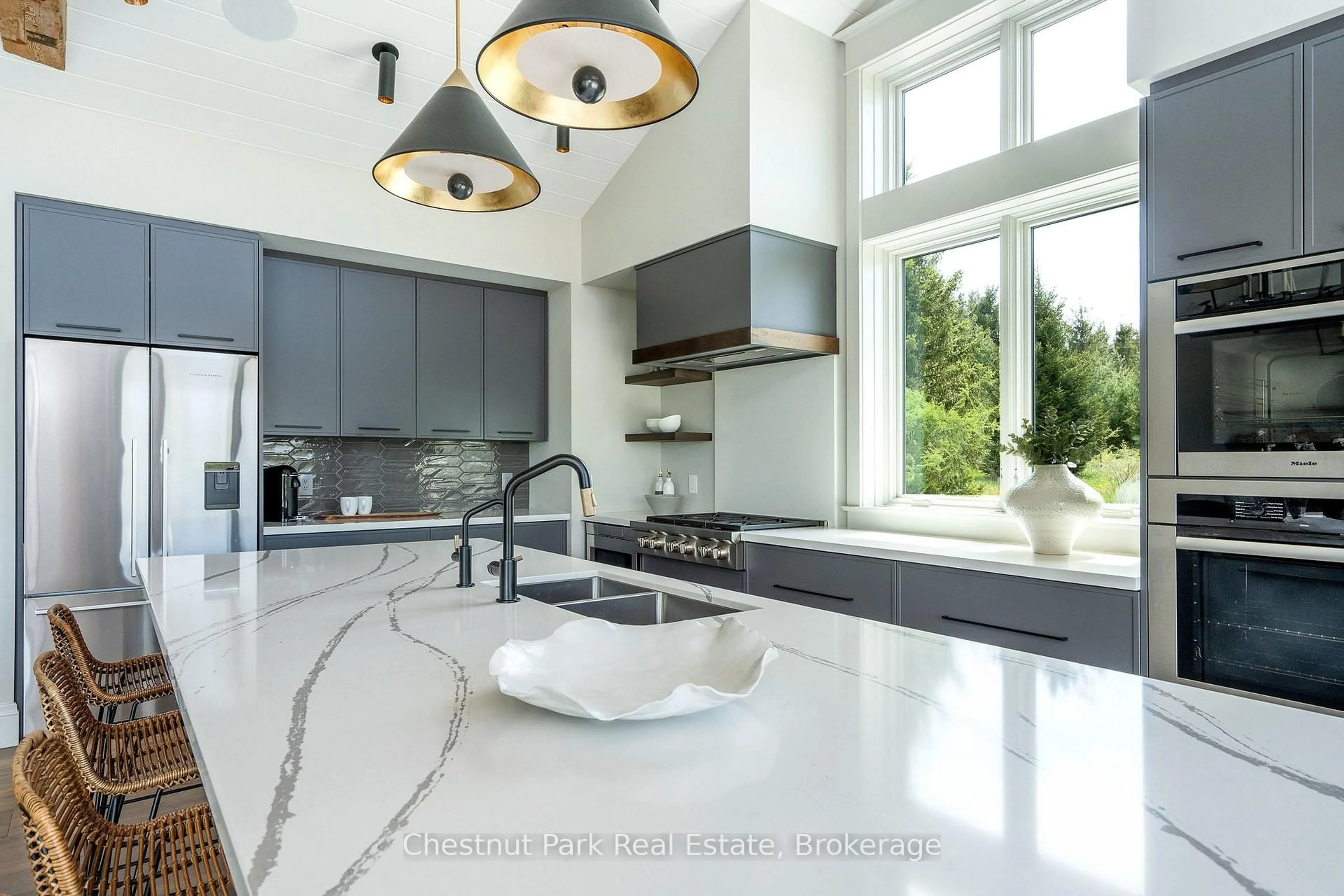 Contemporary kitchen, ceramic/tile floor for 758510 2nd Line, Mulmur Ontario L0M 1G0