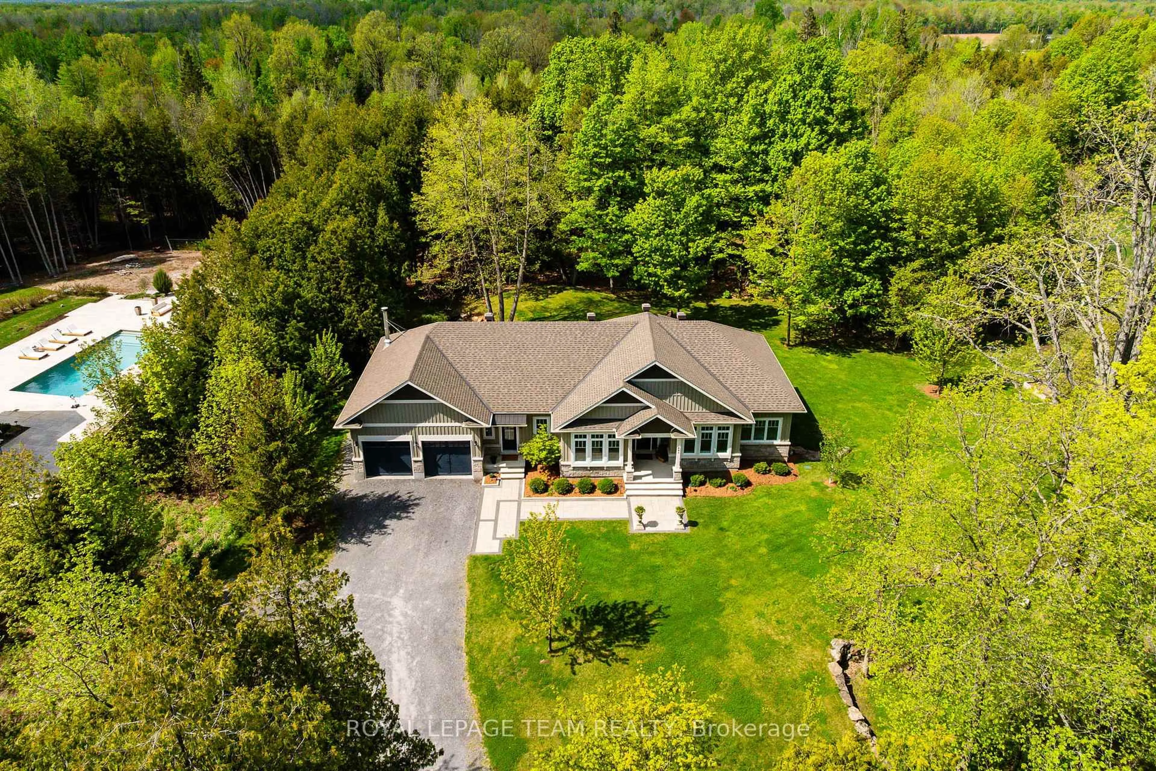 A pic from outside/outdoor area/front of a property/back of a property/a pic from drone, unknown for 491 Sangeet Pl, Richmond Ontario K0A 2Z0